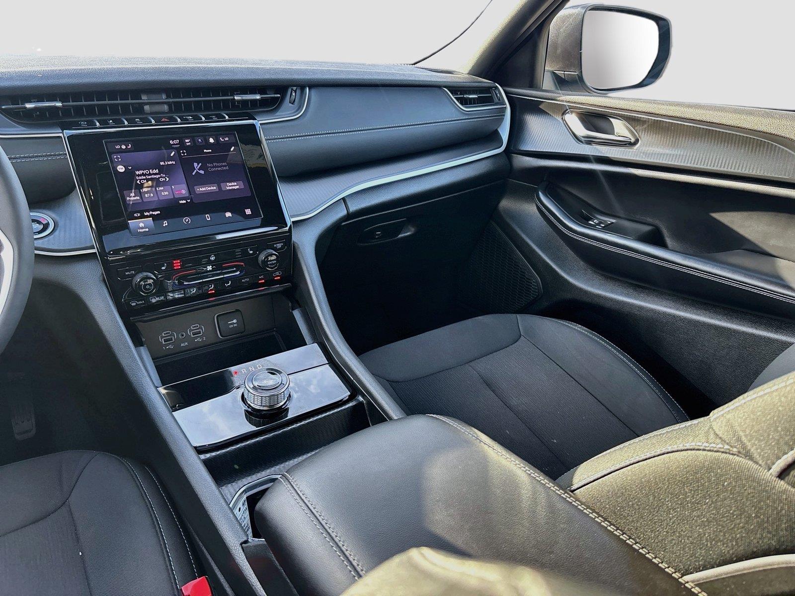 2025 Jeep Grand Cherokee Laredo X