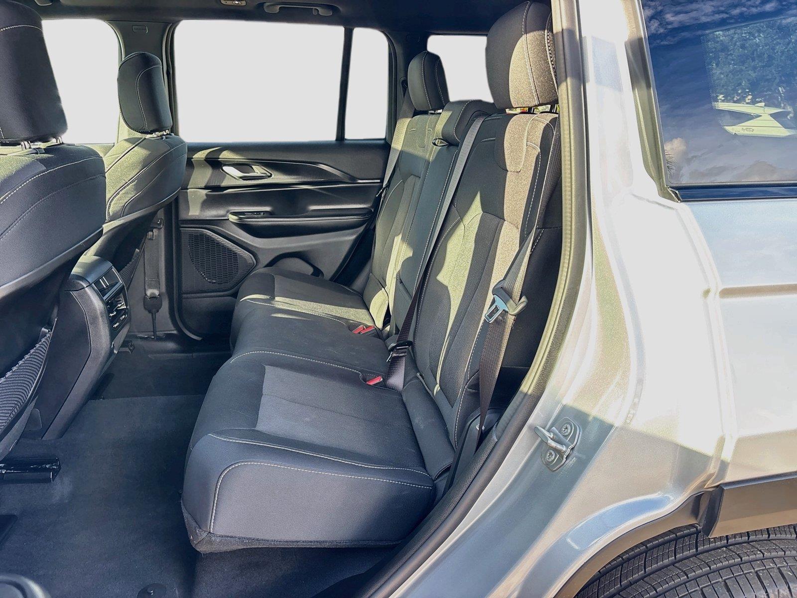 2025 Jeep Grand Cherokee Laredo X