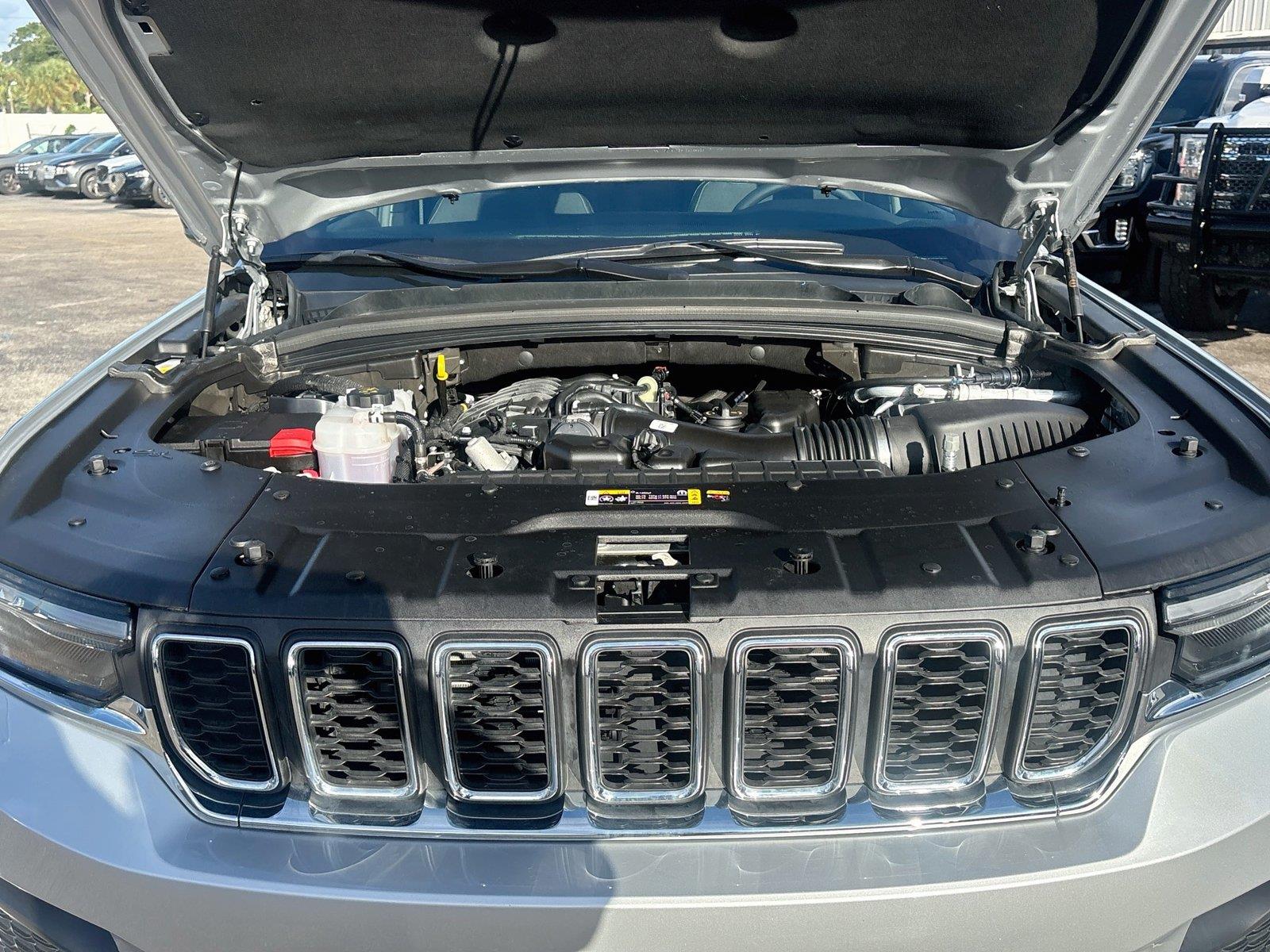 2025 Jeep Grand Cherokee Laredo X