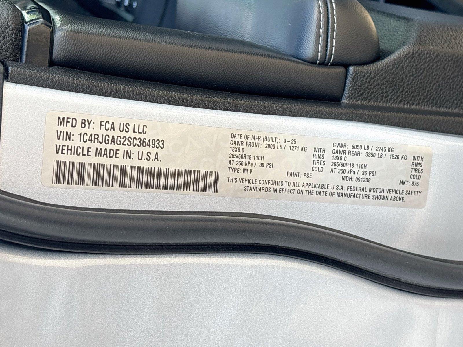 2025 Jeep Grand Cherokee Laredo X