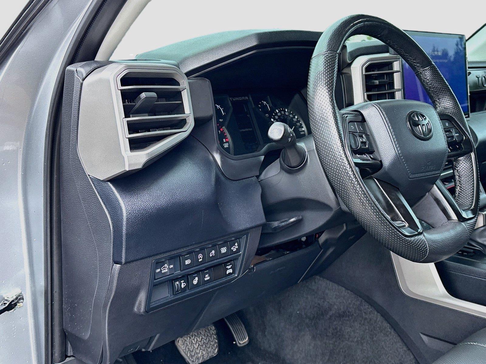 2024 TOYOTA TUNDRA CREWMAX
