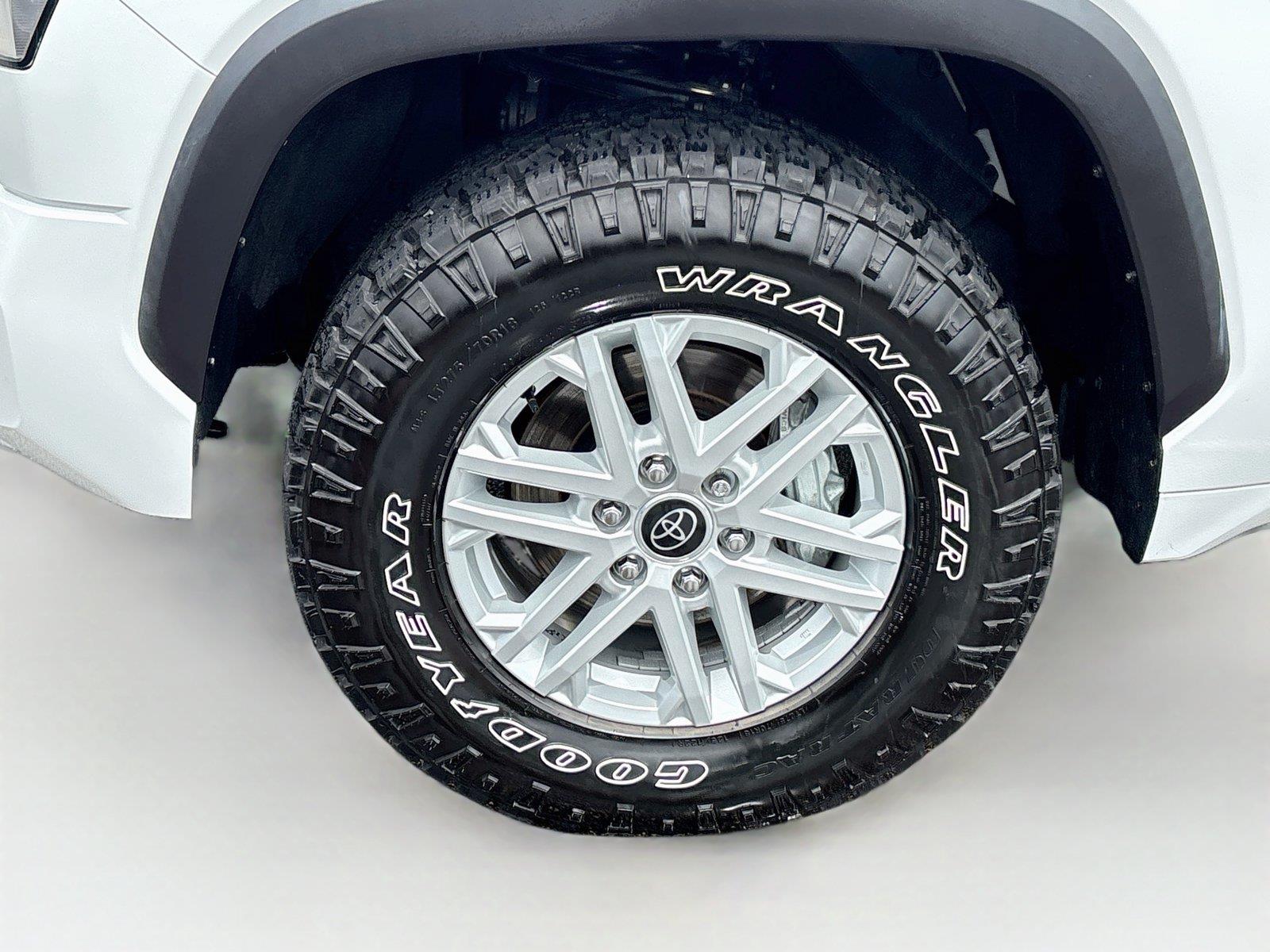 2024 Toyota Tundra SR5