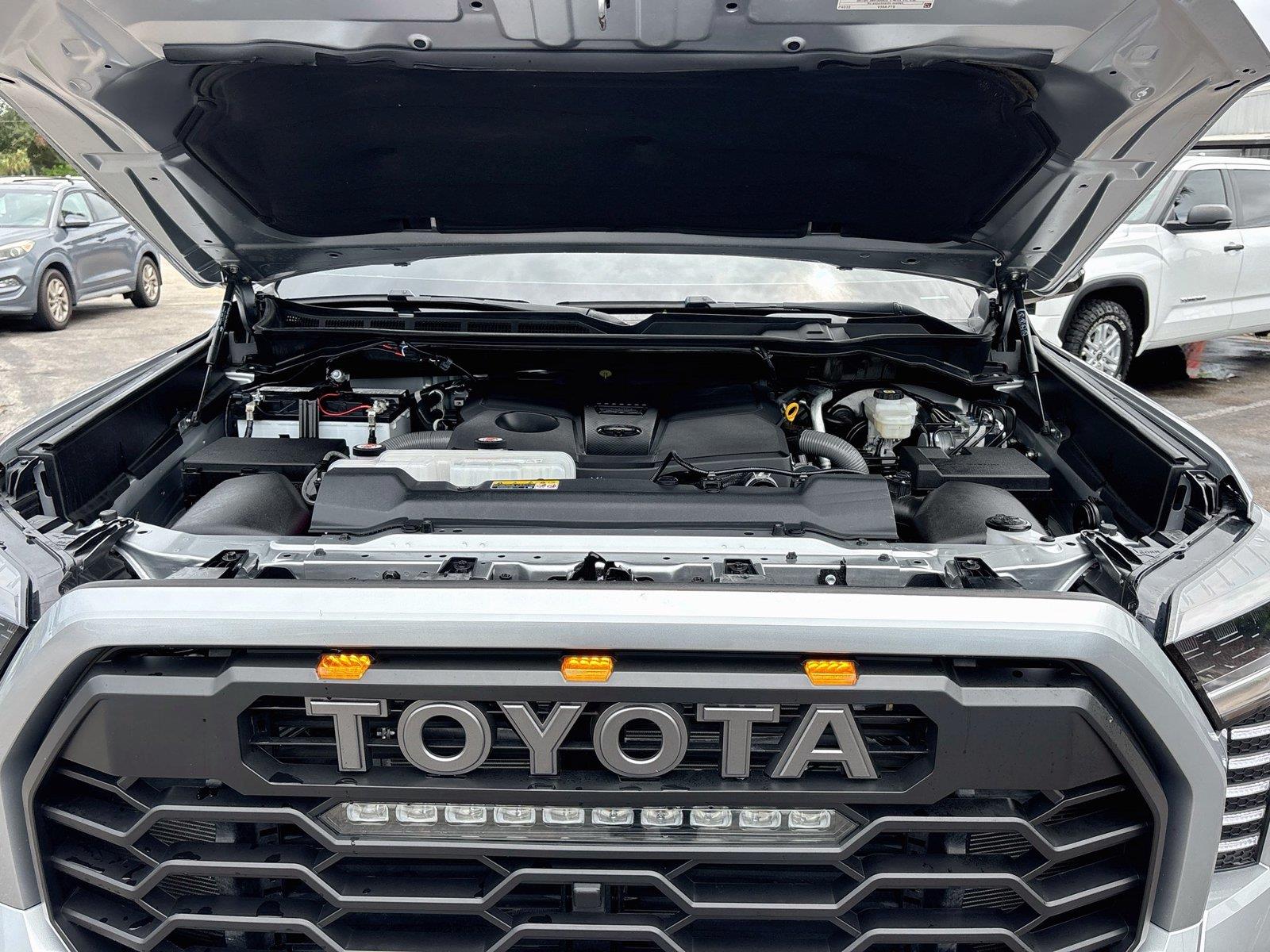 2024 TOYOTA TUNDRA CREWMAX