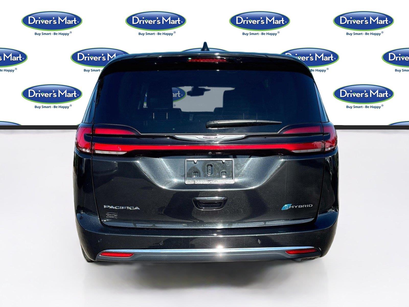 2023 Chrysler Pacifica Hybrid Touring L