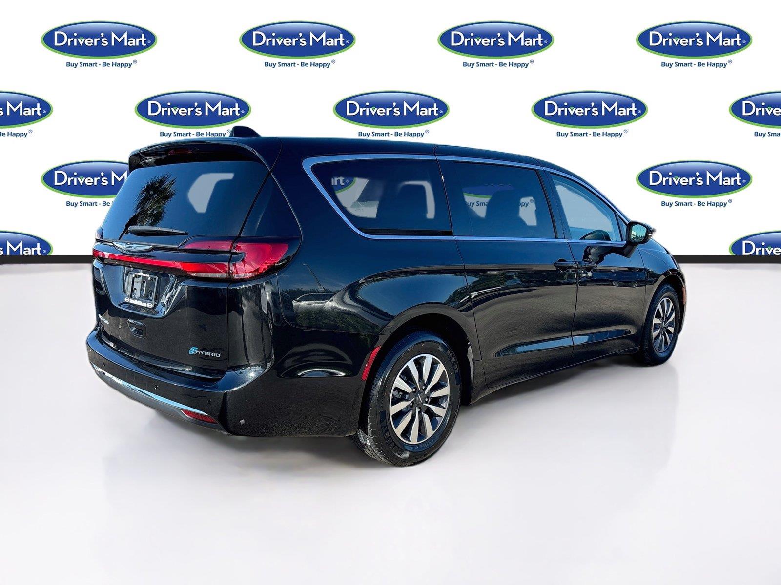 2023 Chrysler Pacifica Hybrid Touring L
