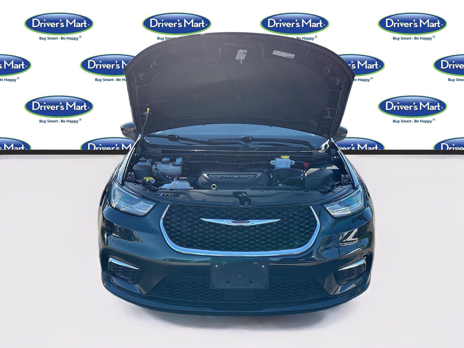 2023 Chrysler Pacifica Hybrid Touring L