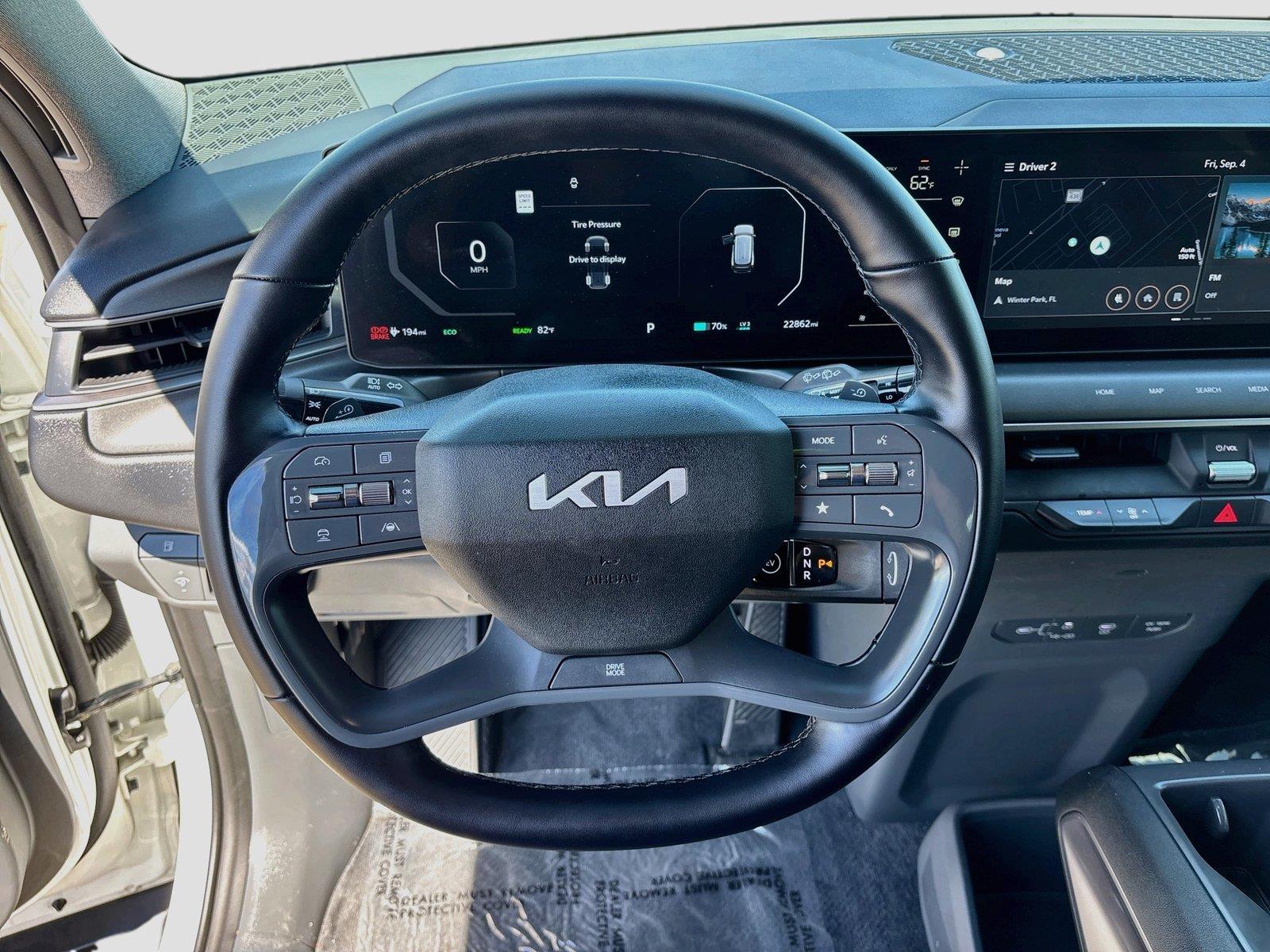 2024 Kia EV9 Light Long Range