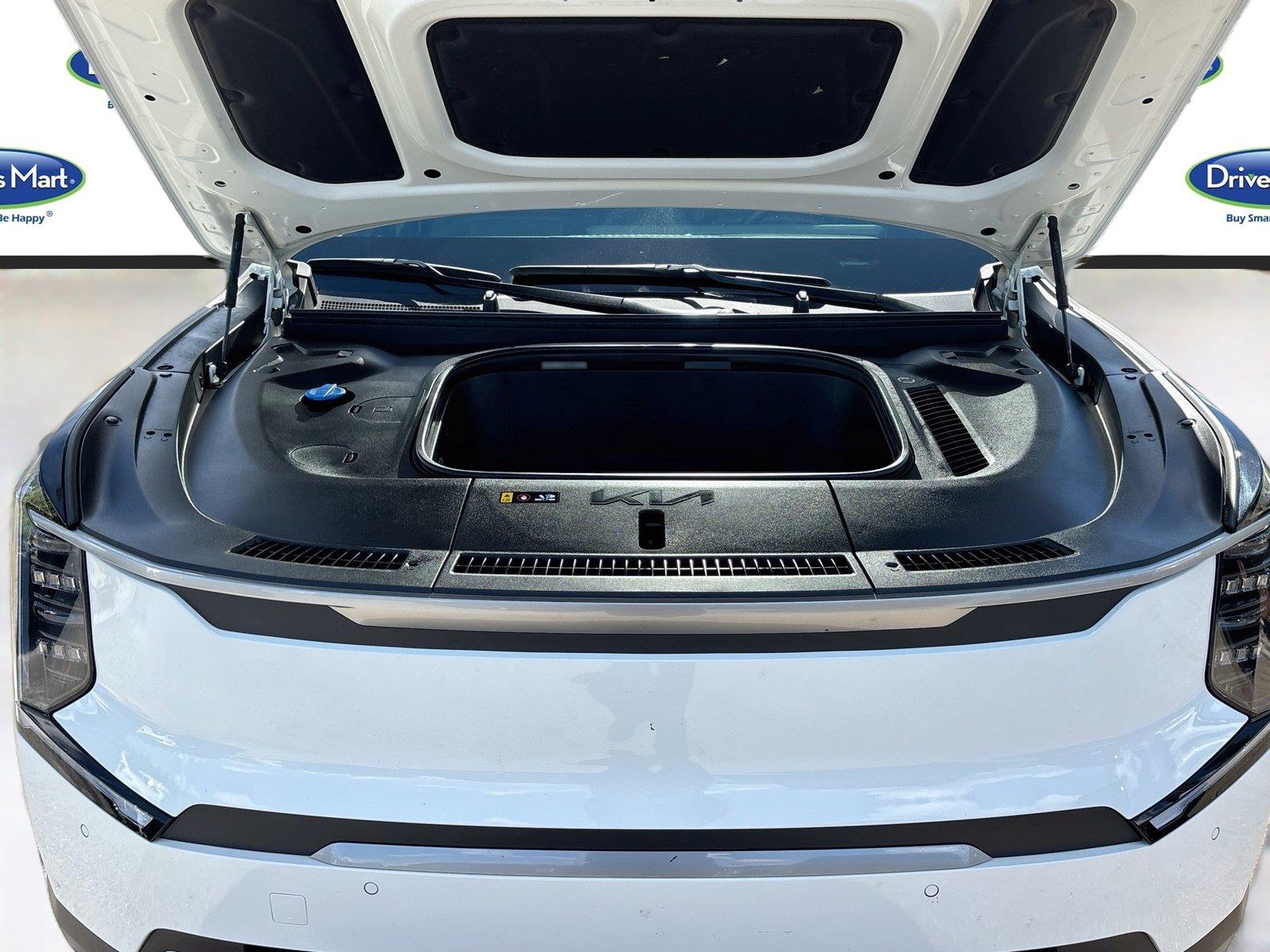 2024 Kia EV9 Light Long Range