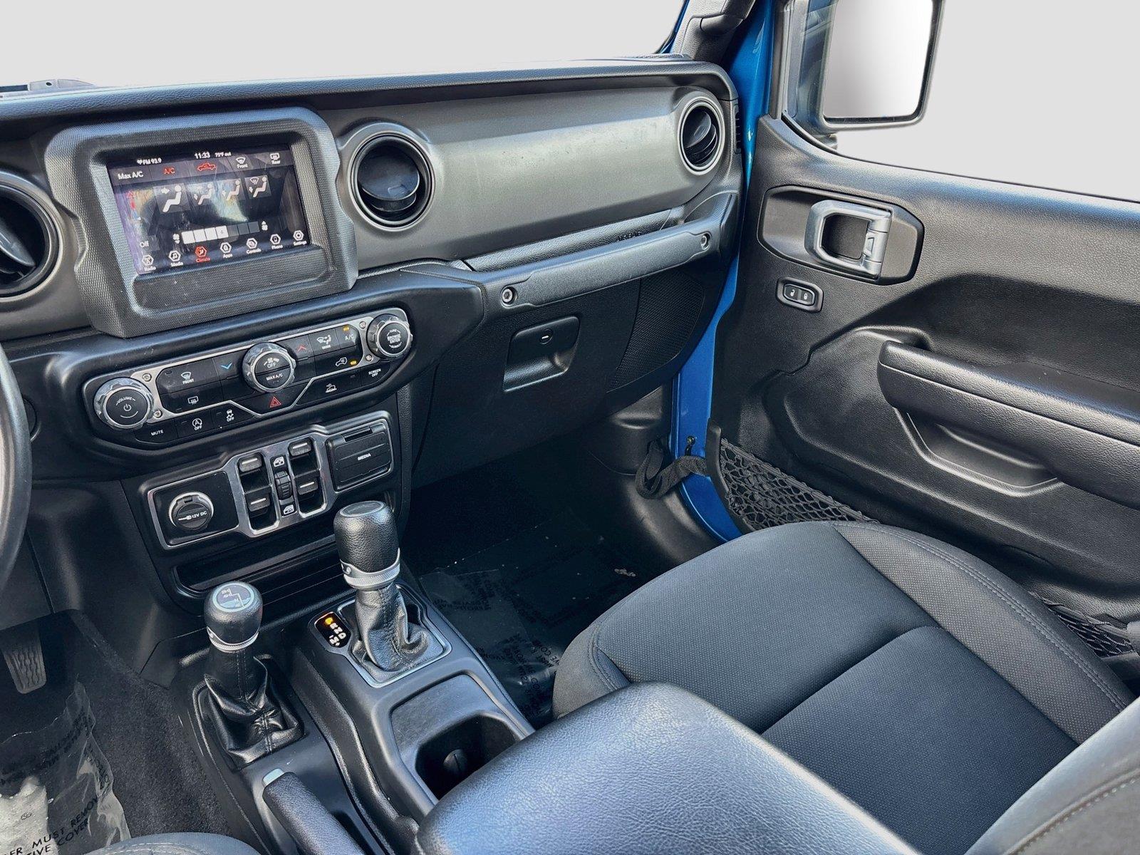 2022 Jeep Gladiator Sport S