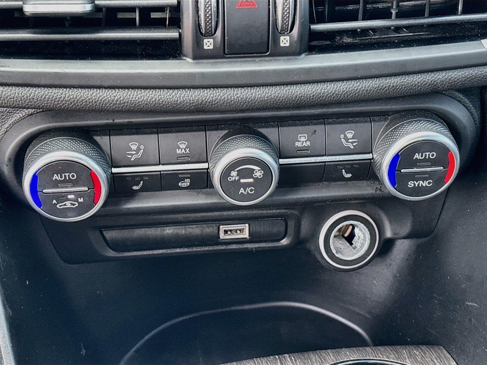 2022 Alfa Romeo Giulia Ti