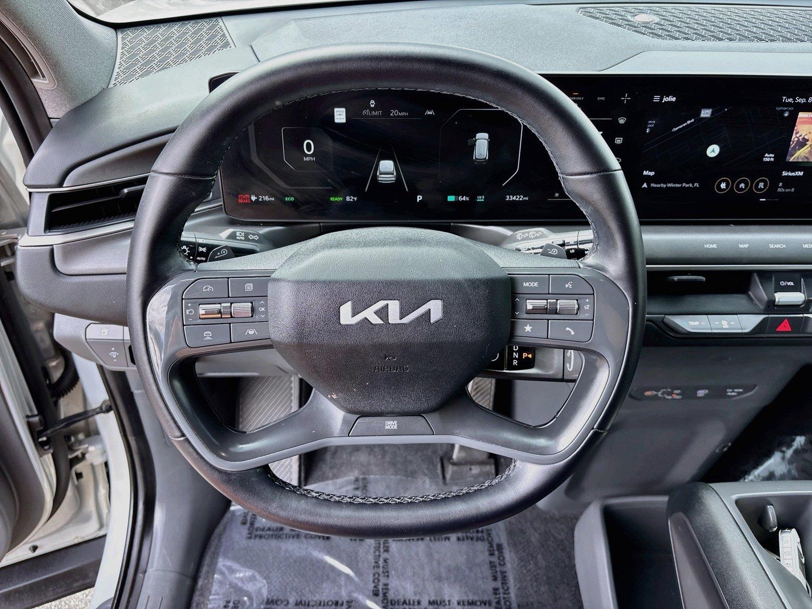 2024 Kia EV9 Light Long Range