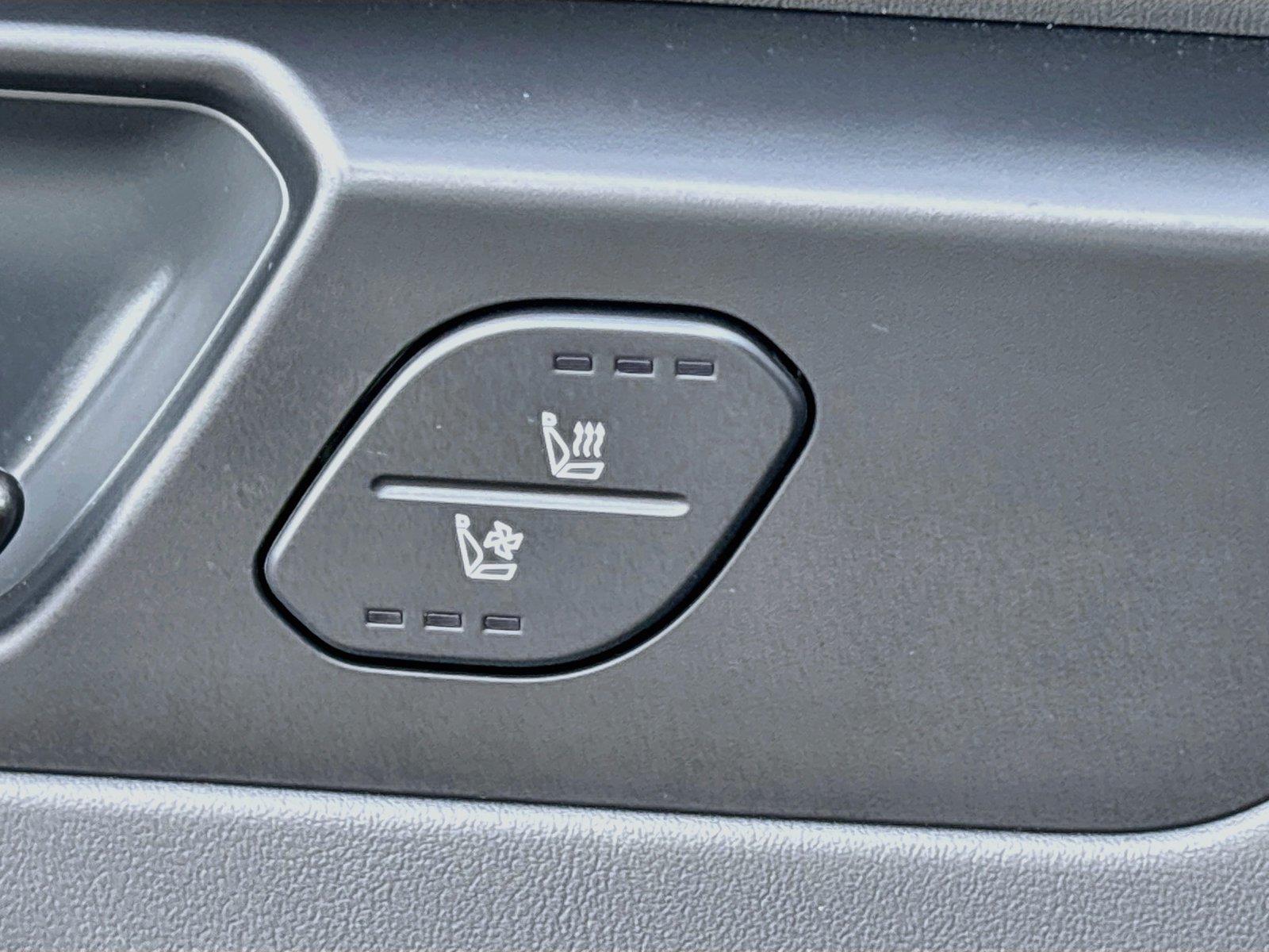 2024 Kia EV9 Light Long Range