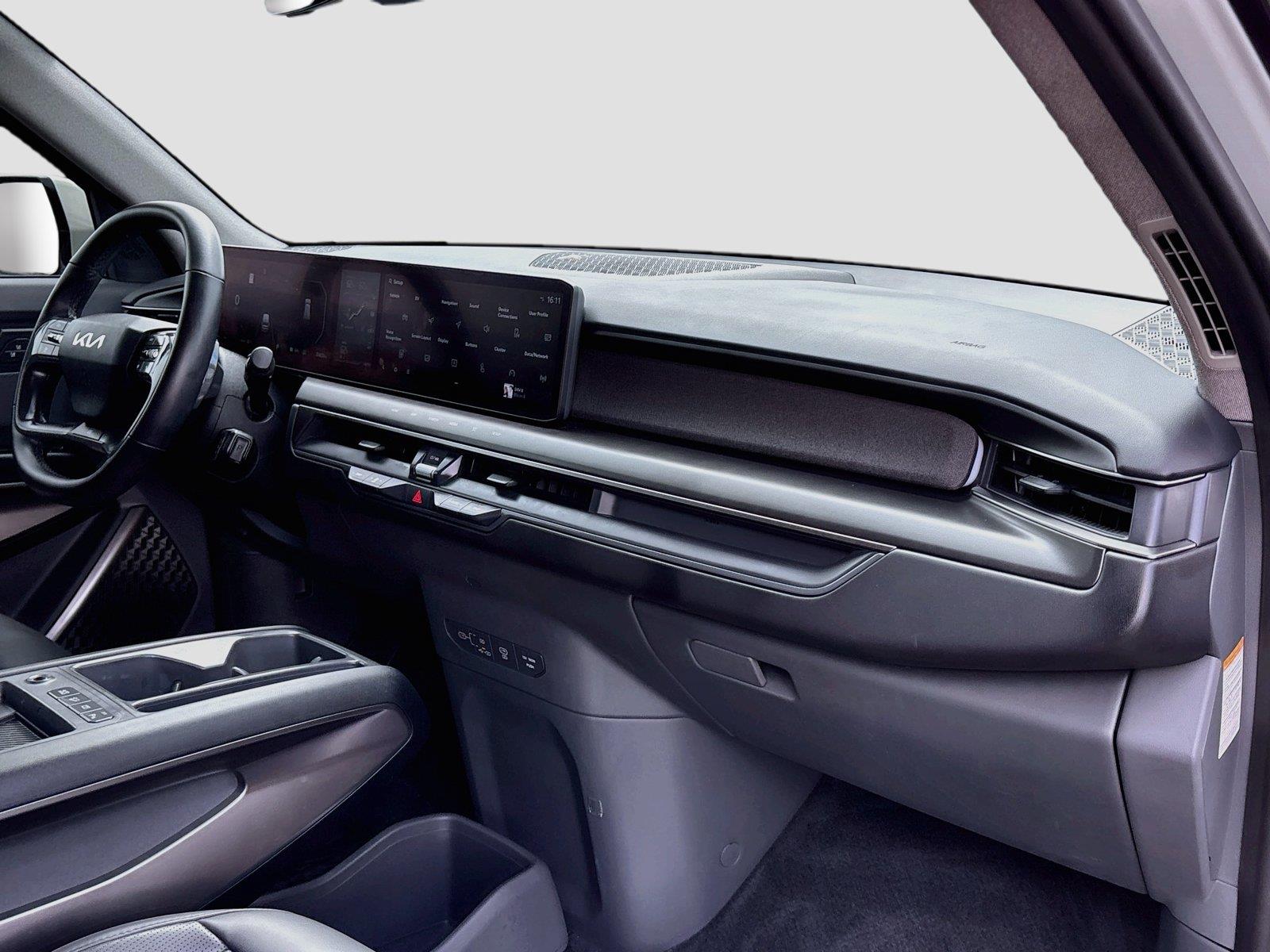 2024 Kia EV9 Light Long Range
