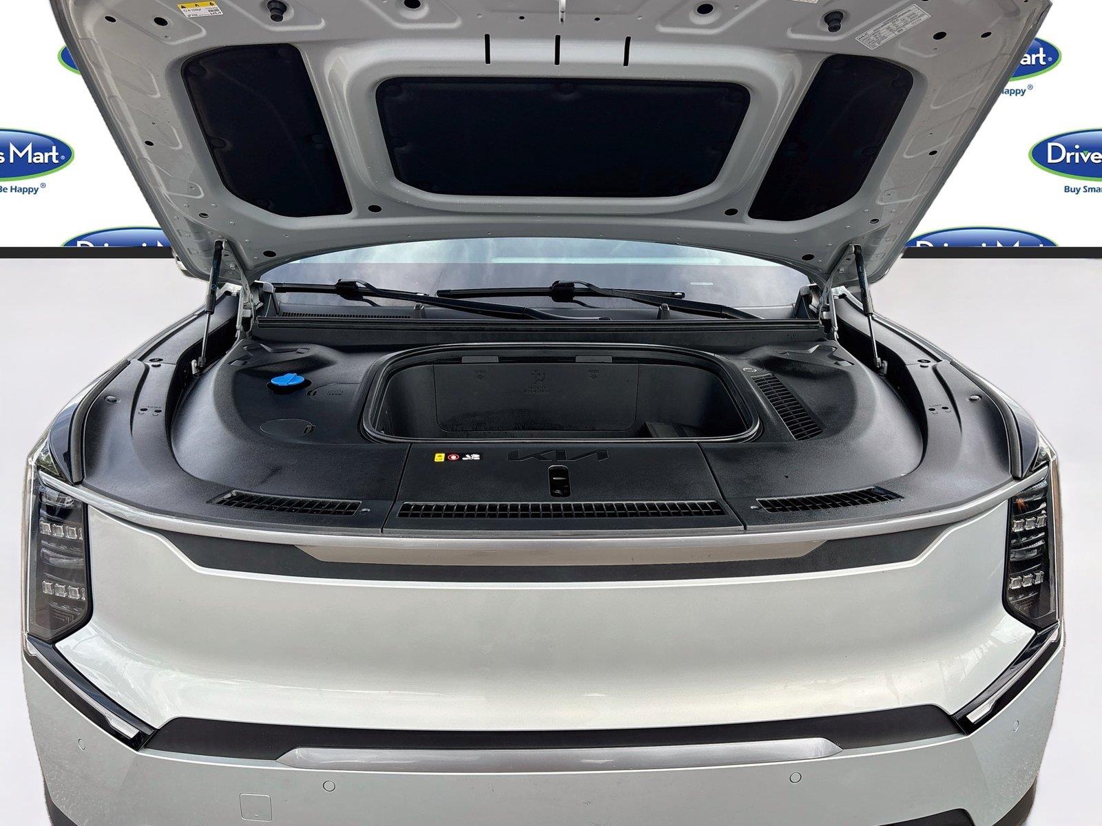 2024 Kia EV9 Light Long Range