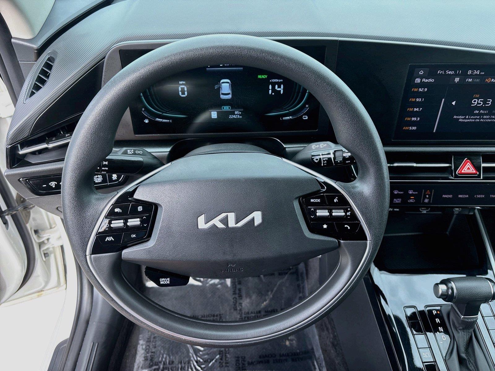 2025 KIA NIRO LX