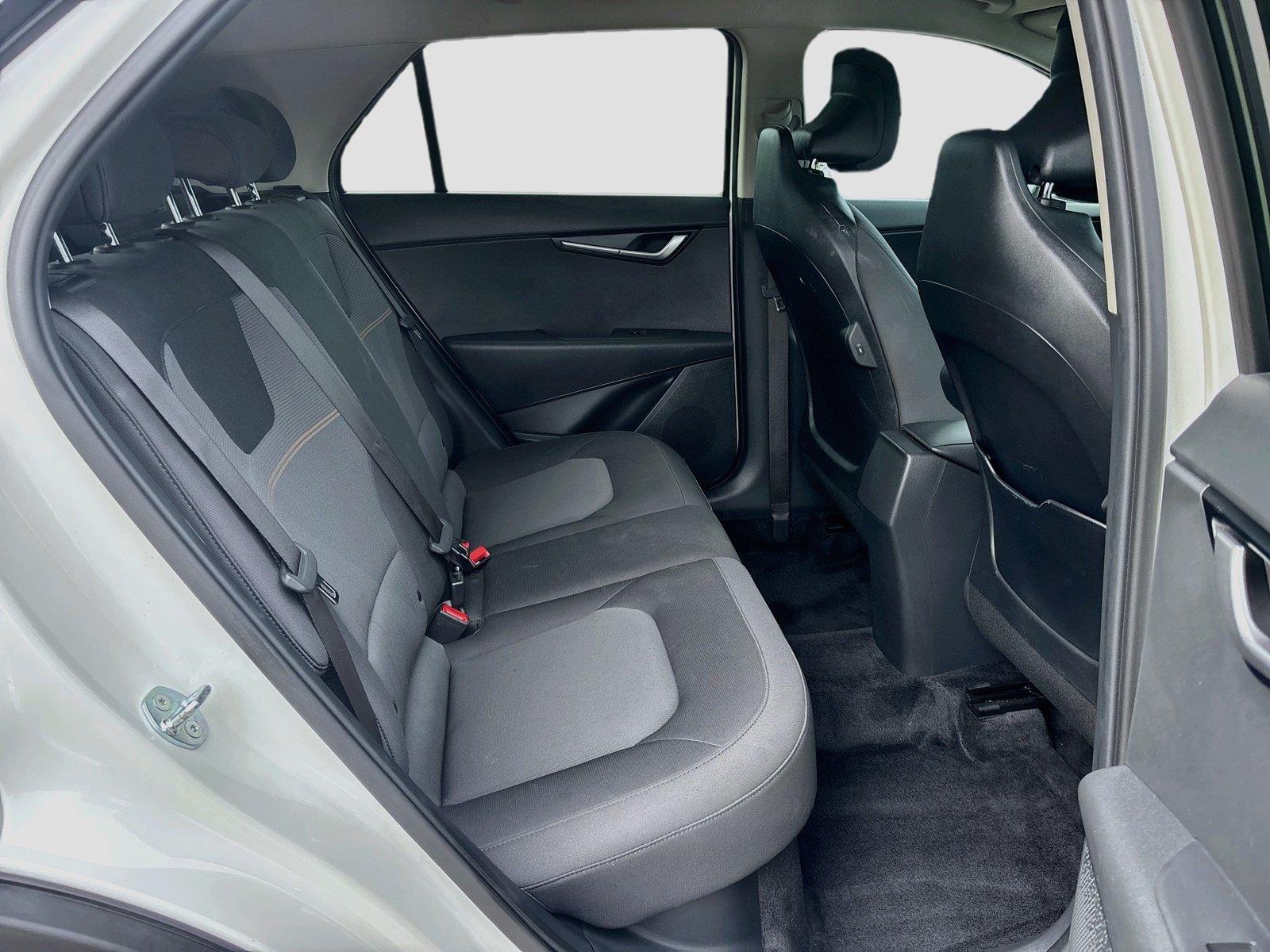 2025 KIA NIRO LX