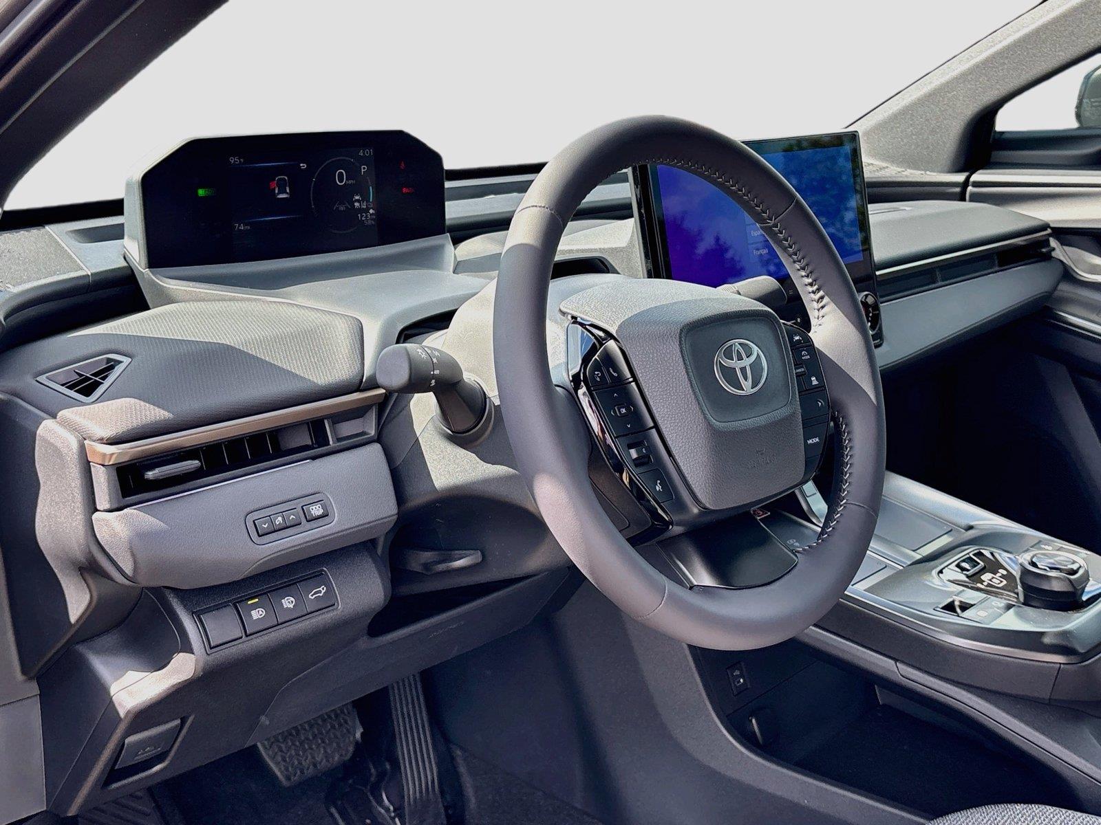 2026 TOYOTA BZ XLE/LIMITED