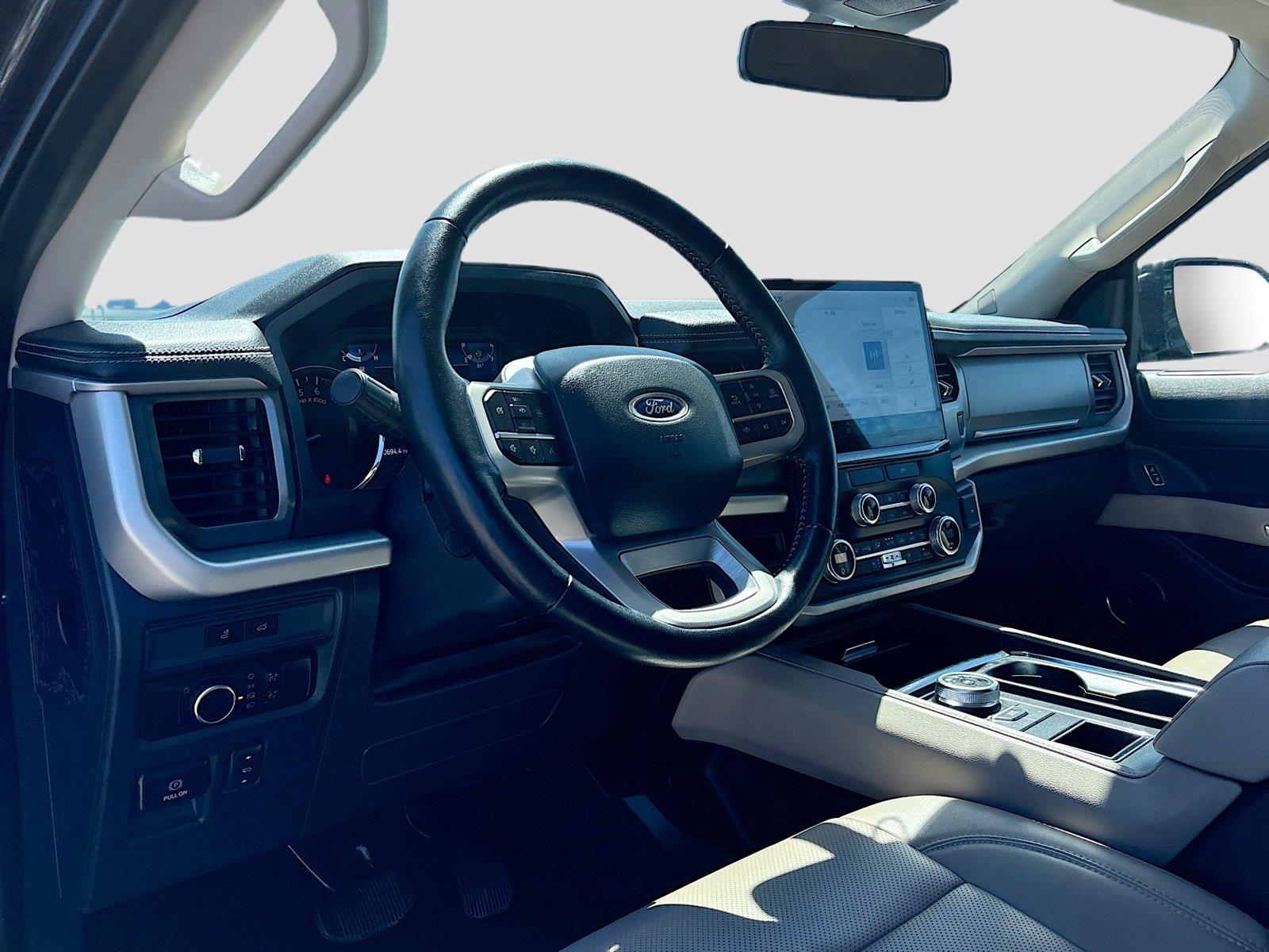 2023 Ford Expedition Max XLT