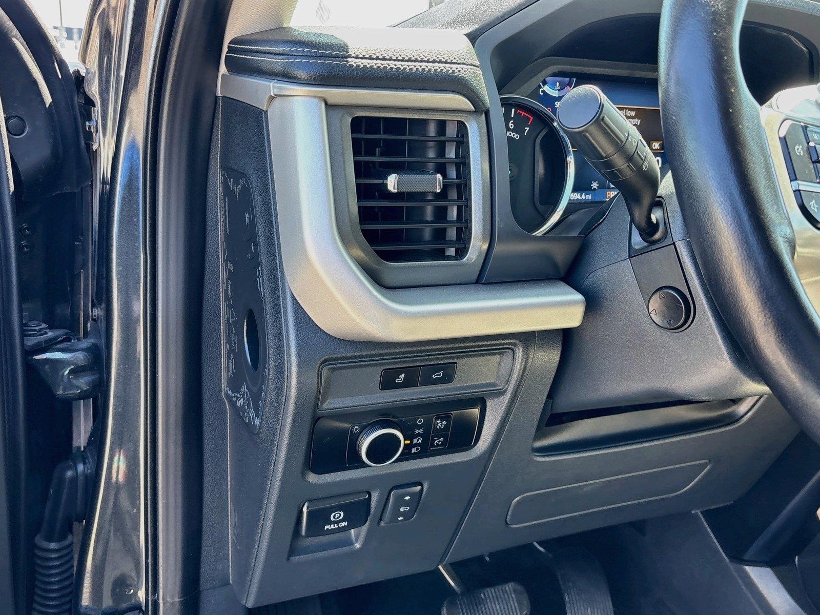 2023 Ford Expedition Max XLT
