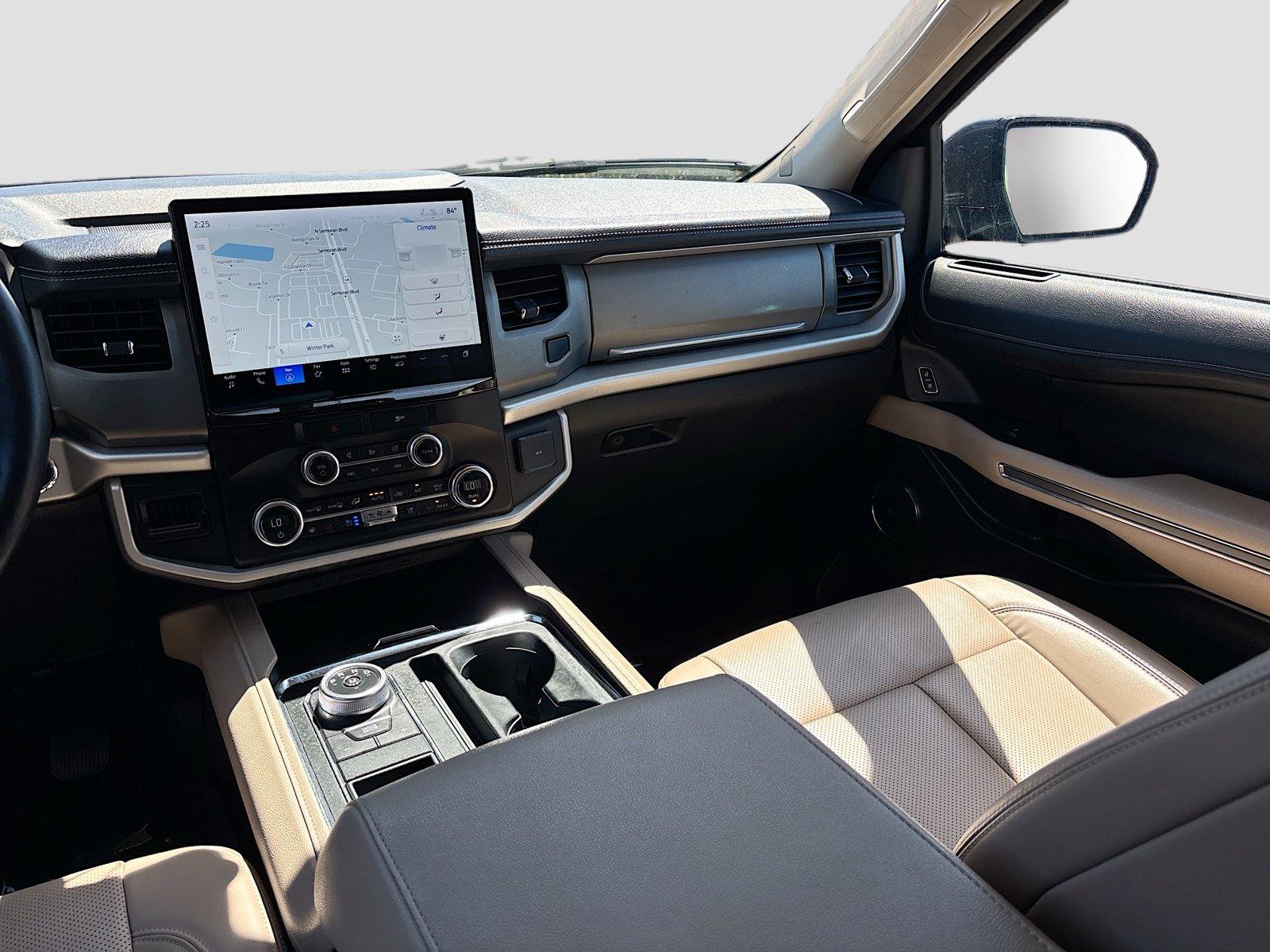 2023 Ford Expedition Max XLT