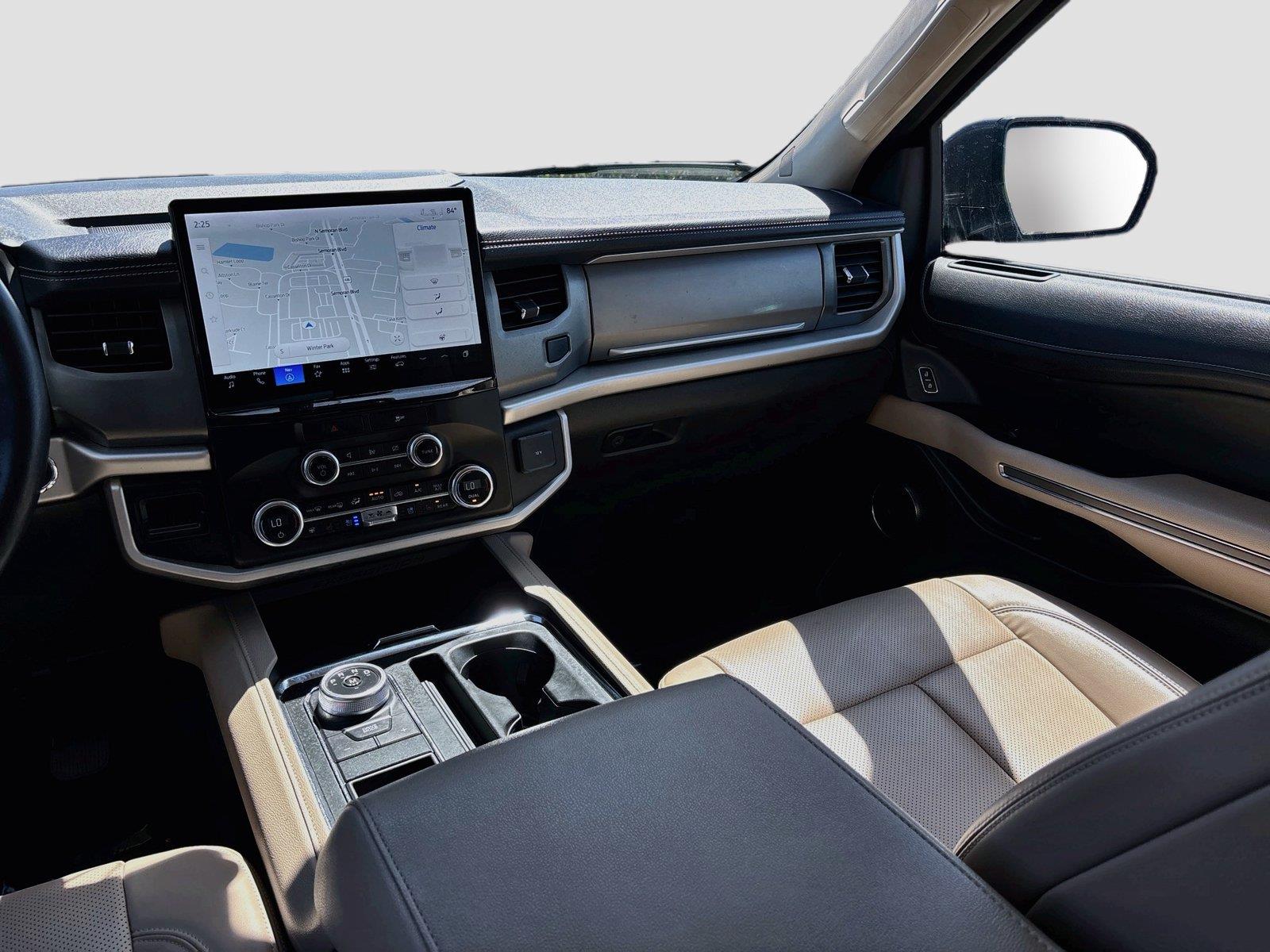 2023 Ford Expedition Max XLT
