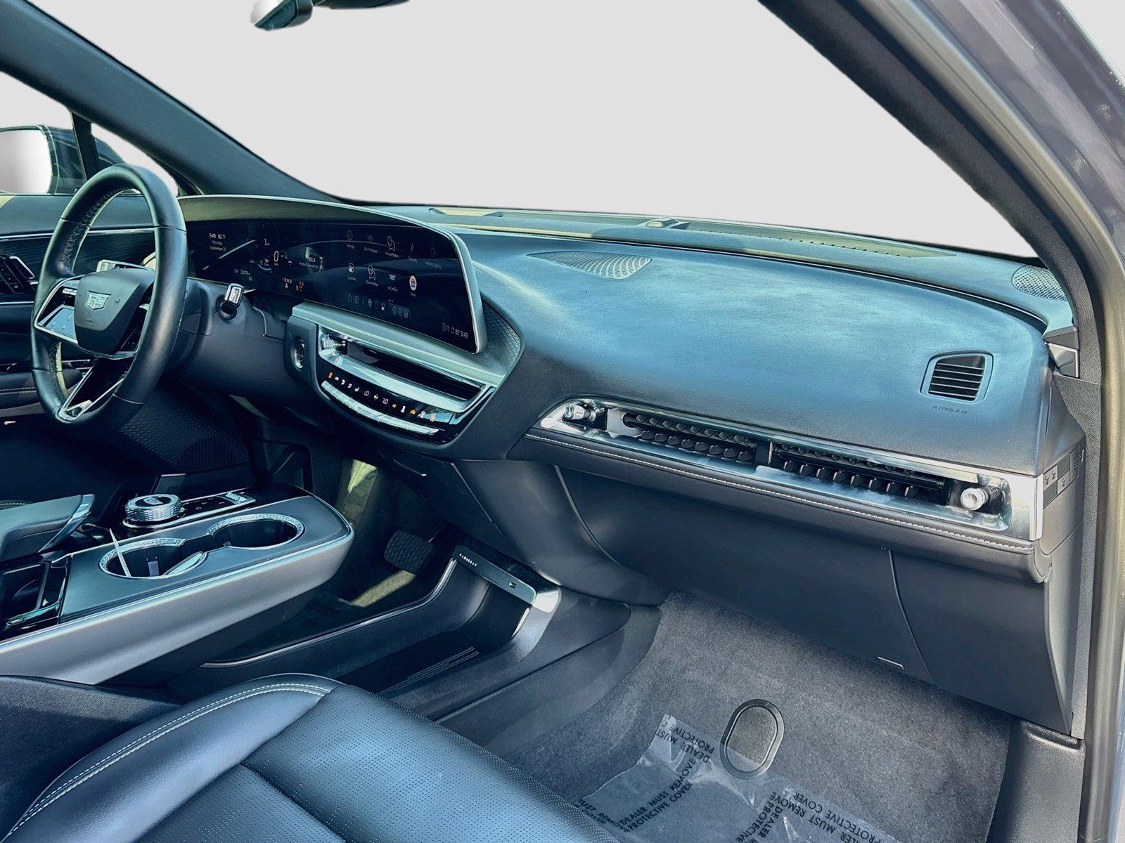 2024 Cadillac LYRIQ Luxury