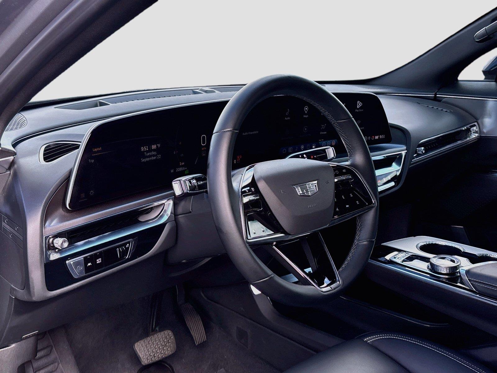2024 Cadillac LYRIQ Tech