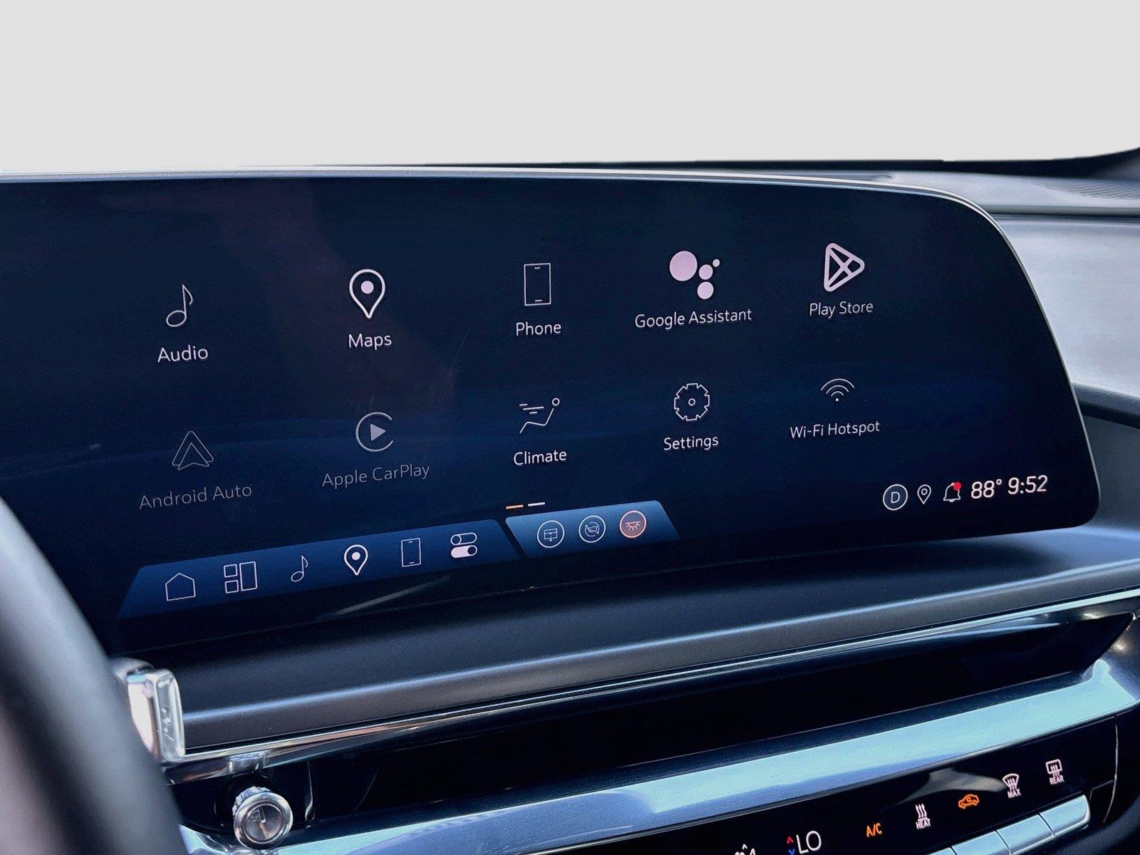 2024 Cadillac LYRIQ Tech