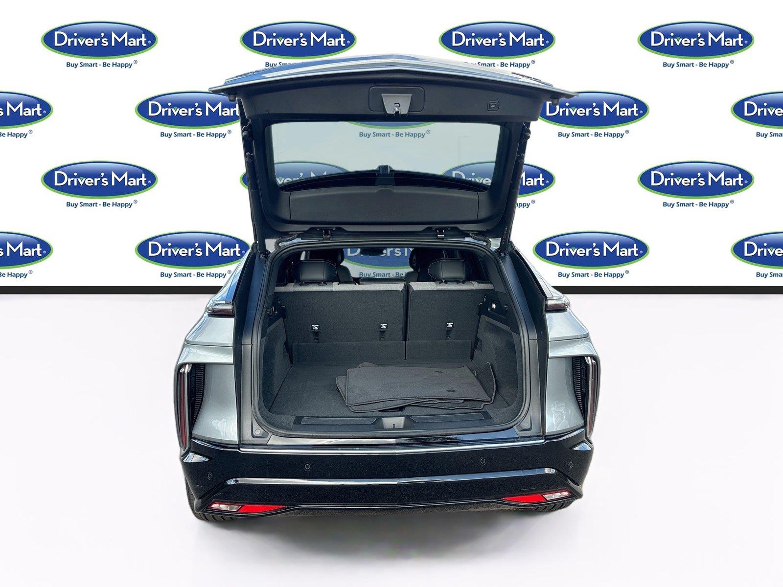 2024 Cadillac LYRIQ Tech