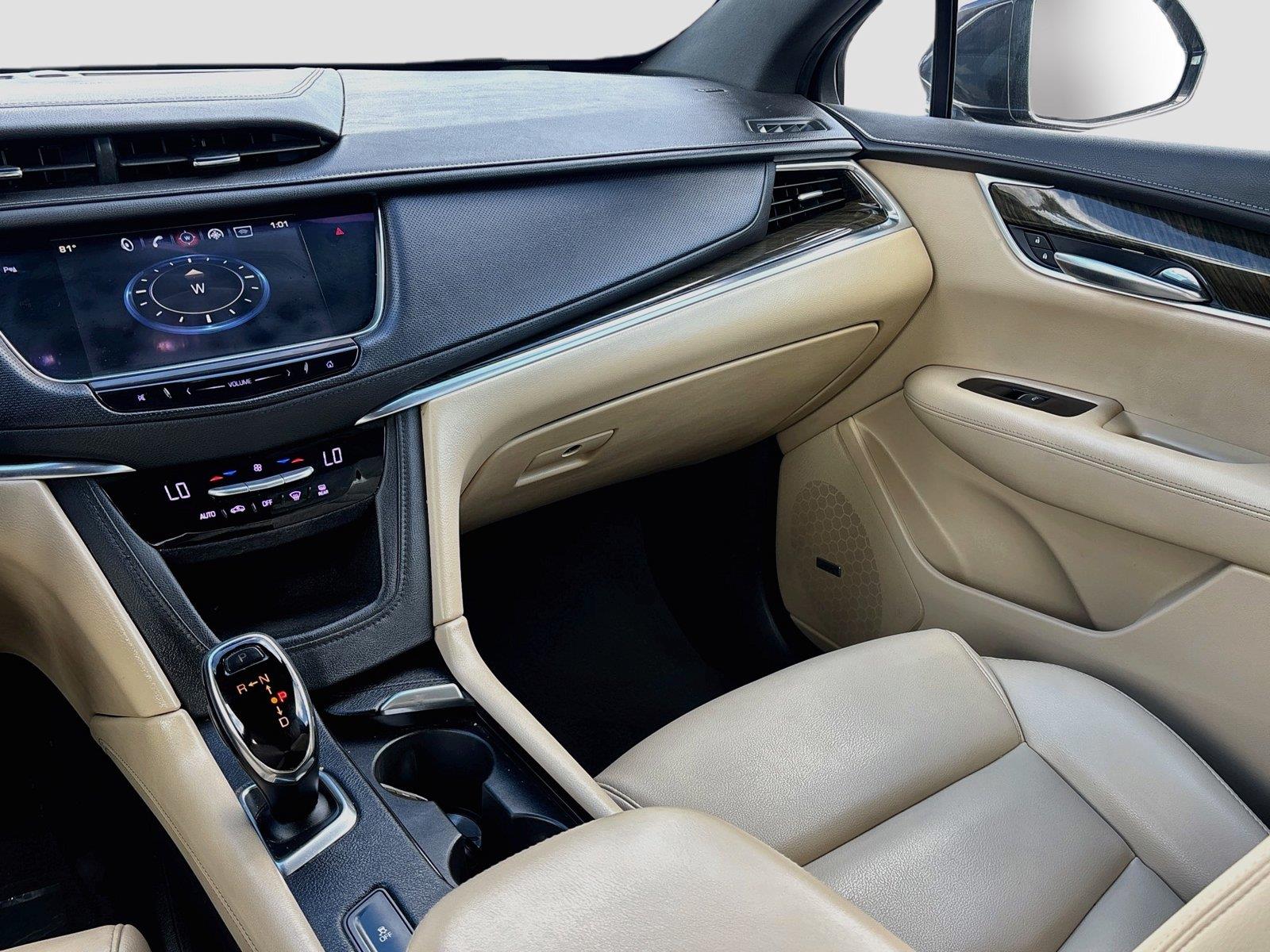 2017 Cadillac XT5 FWD