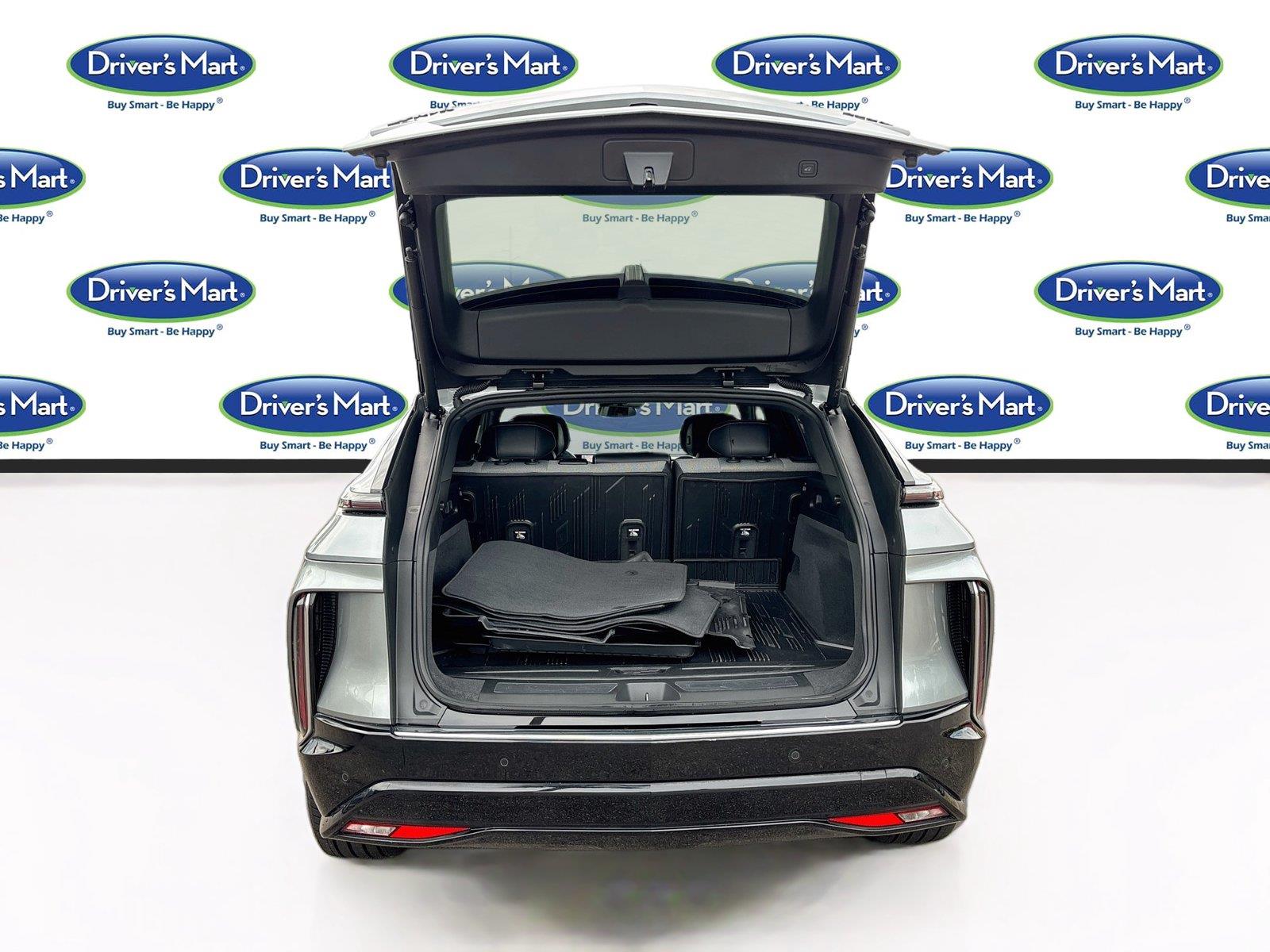2024 Cadillac LYRIQ Tech