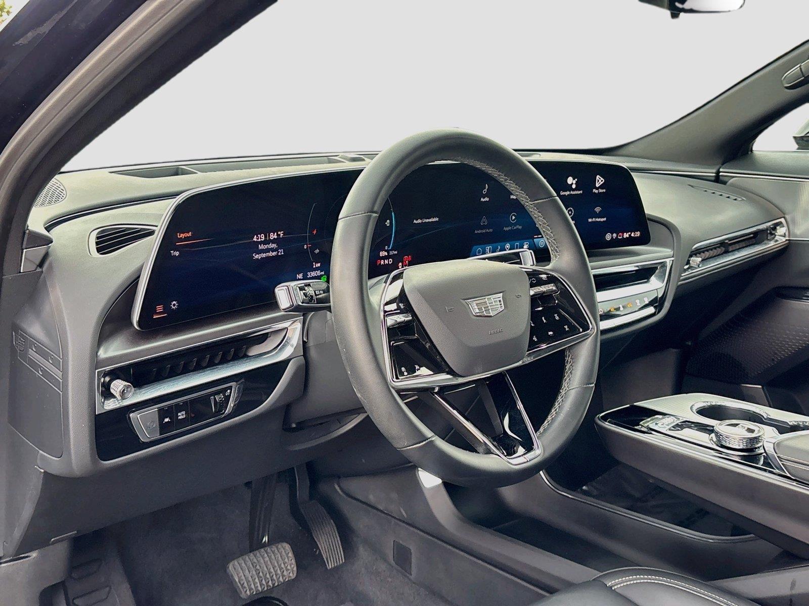 2024 Cadillac LYRIQ Tech
