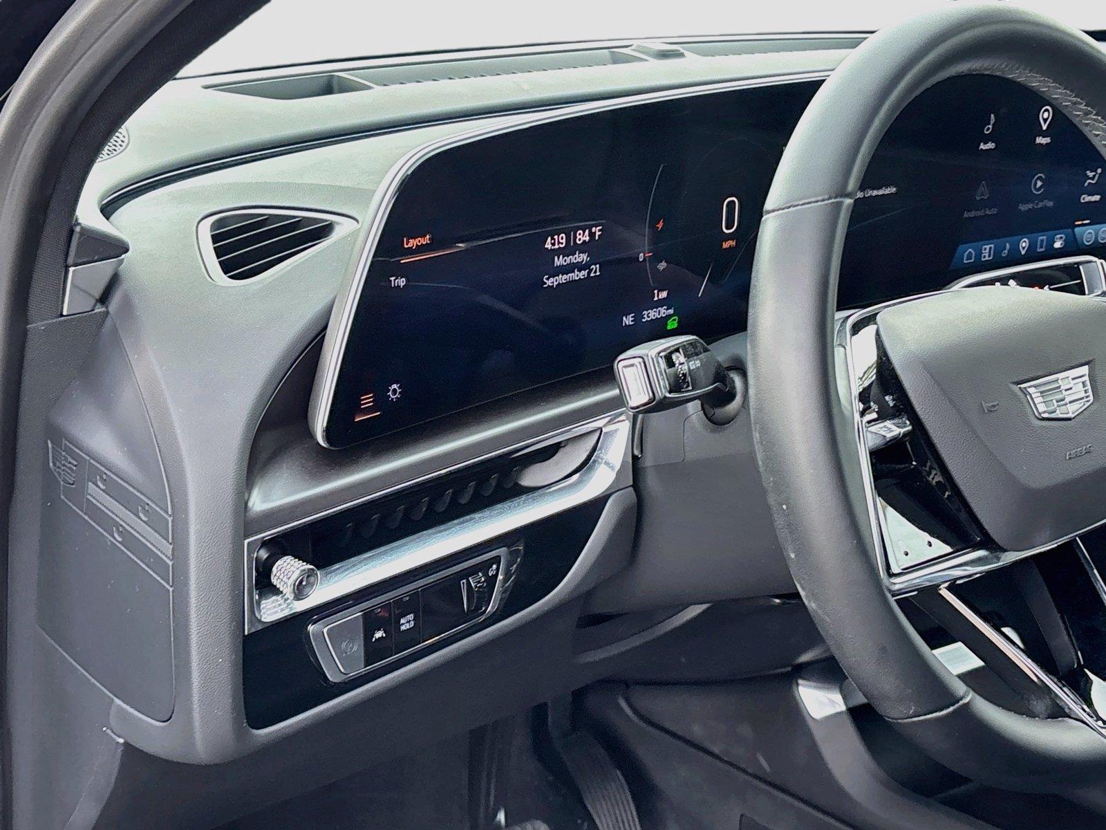2024 Cadillac LYRIQ Tech