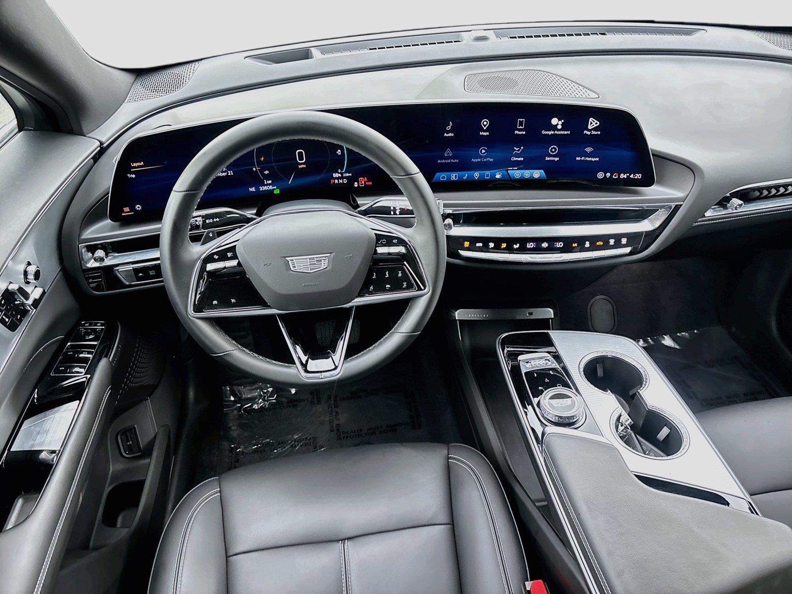 2024 Cadillac LYRIQ Tech