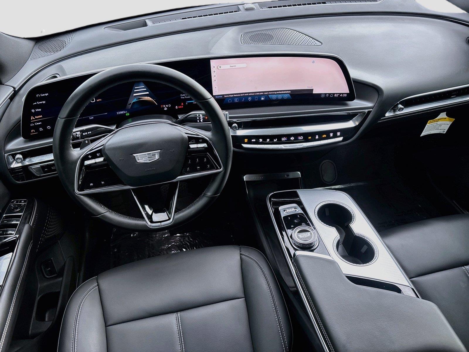 2024 Cadillac LYRIQ Tech