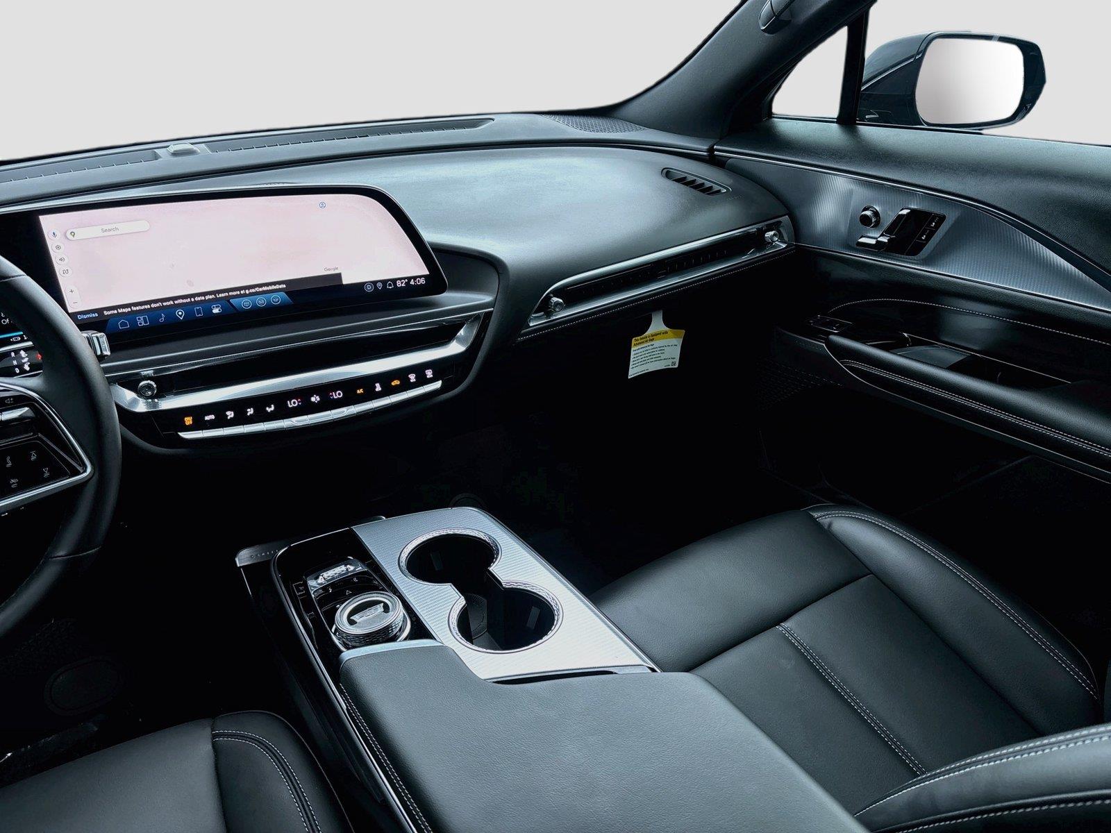 2024 Cadillac LYRIQ Tech