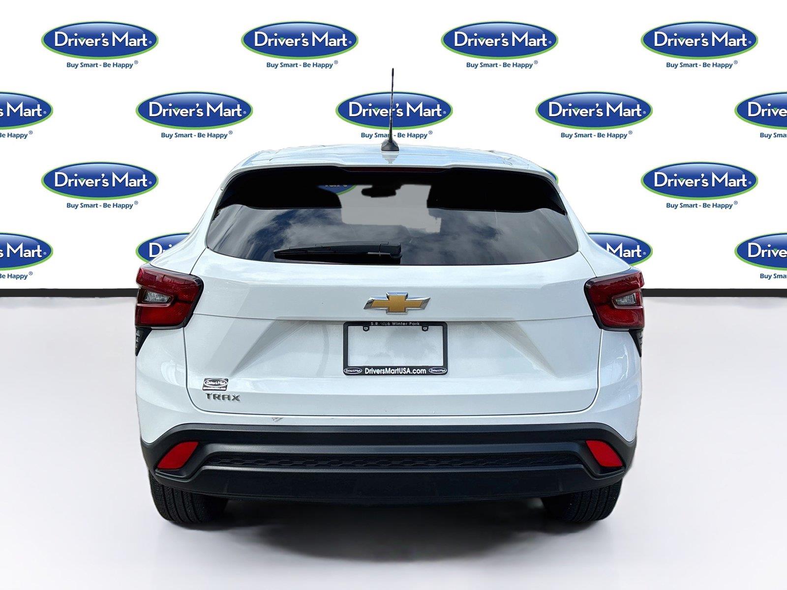 2025 Chevrolet Trax LS
