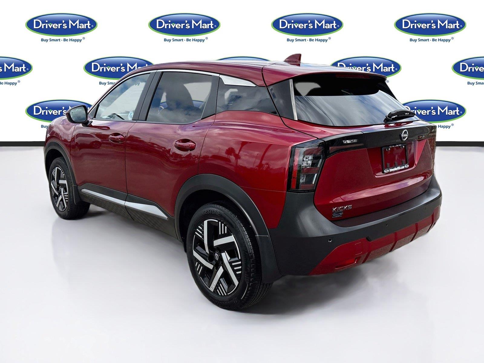 2025 Nissan Kicks SV