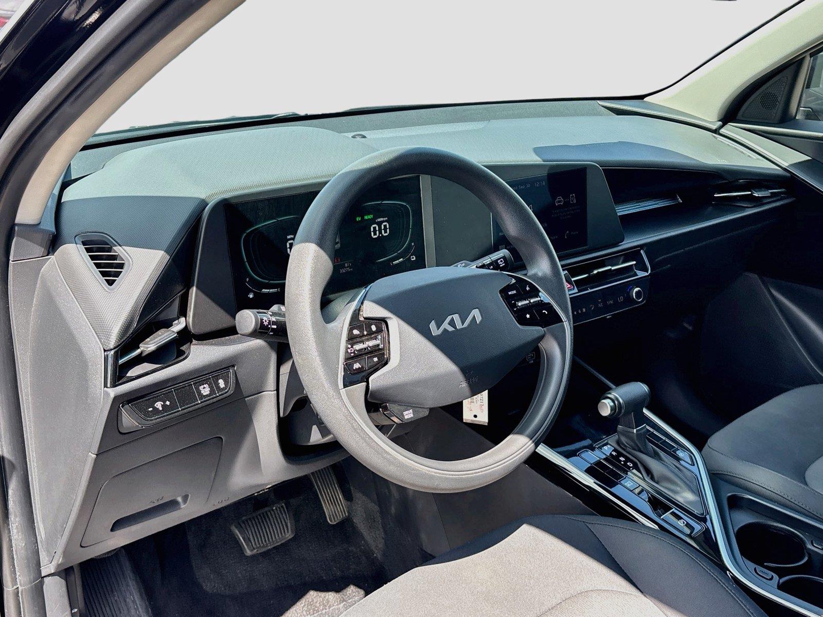 2025 Kia Niro LX
