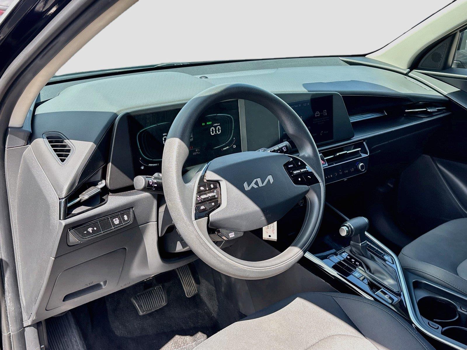 2025 Kia Niro LX