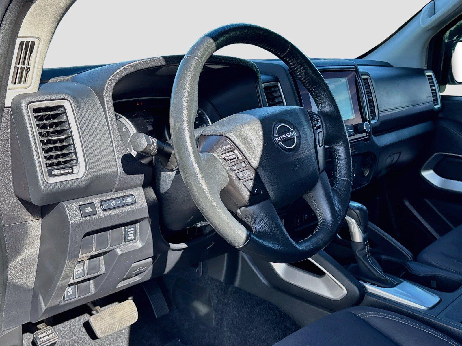 2024 Nissan Frontier SV