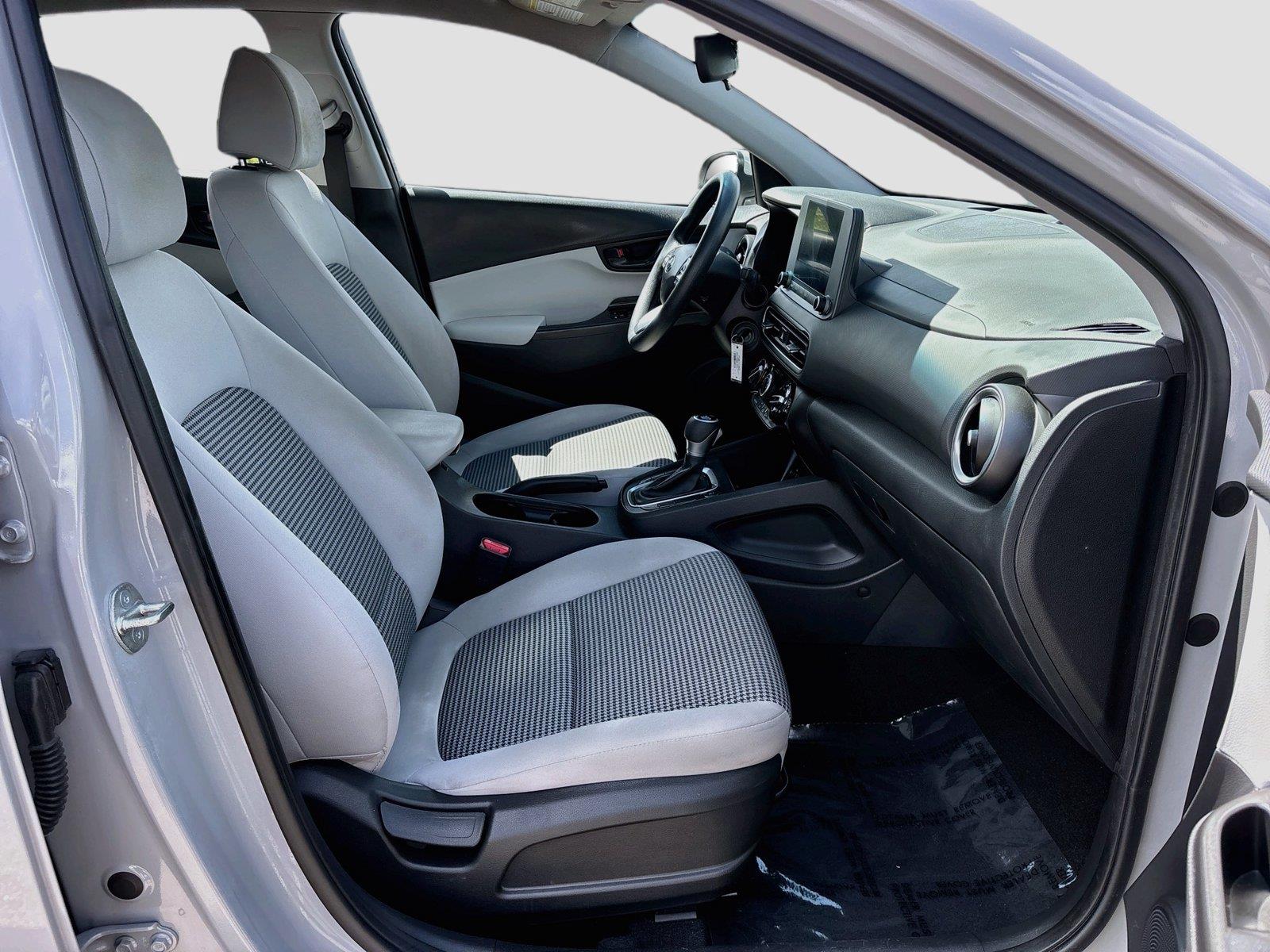 2023 Hyundai Kona SE