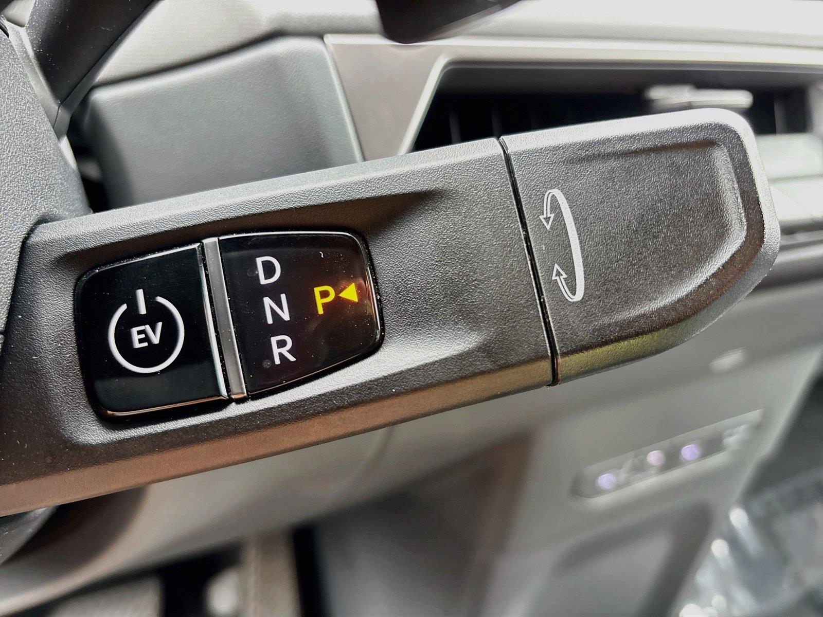 2024 Kia EV9 Light Long Range