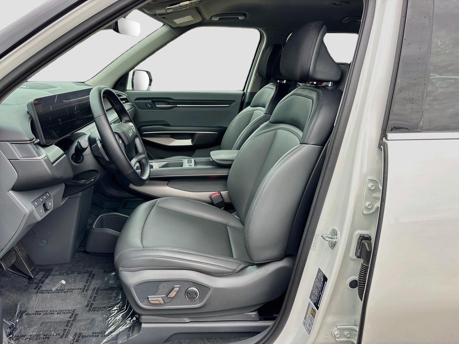2024 Kia EV9 Light Long Range