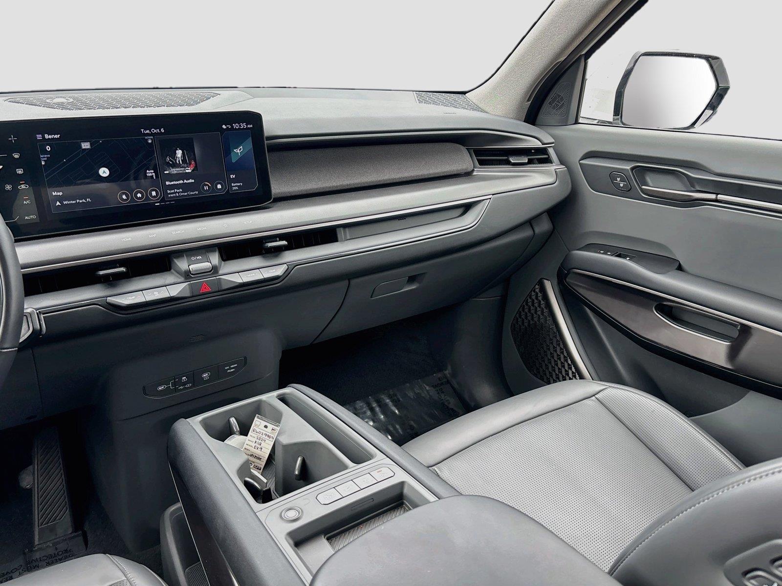 2024 Kia EV9 Light Long Range