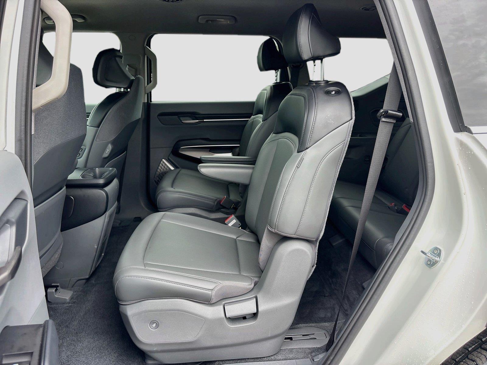2024 Kia EV9 Light Long Range