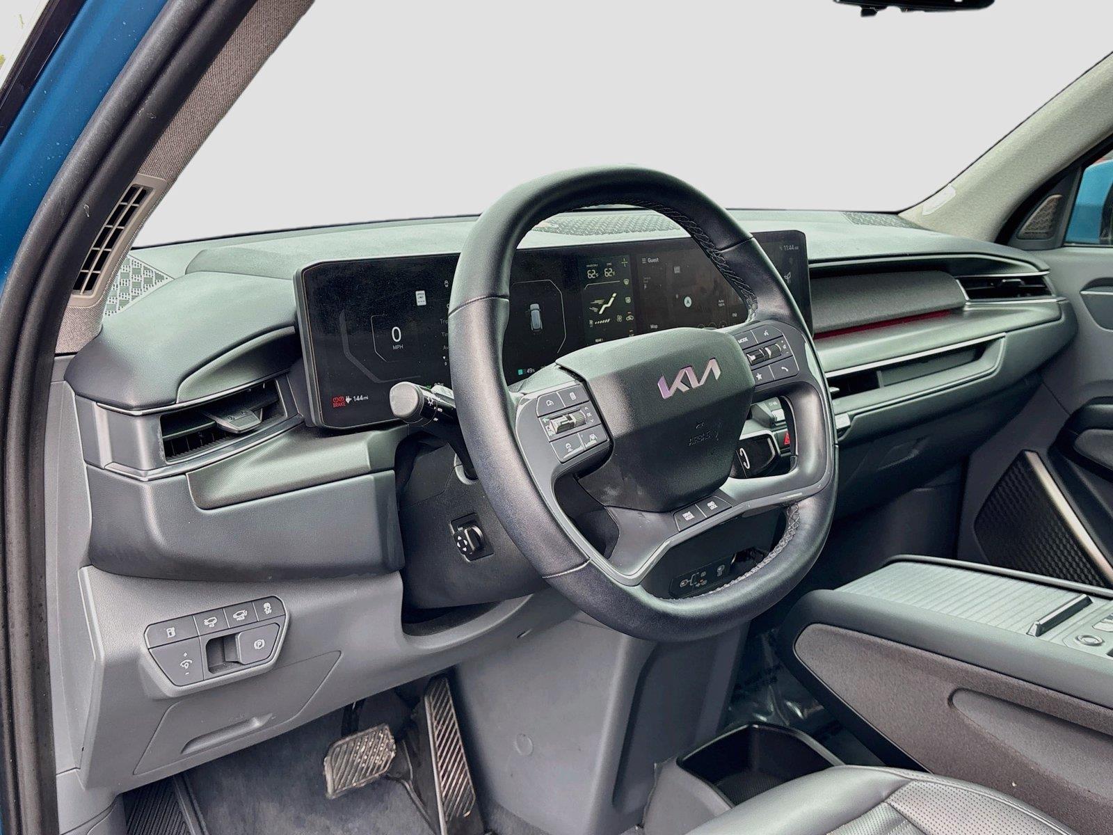 2024 Kia EV9 Land
