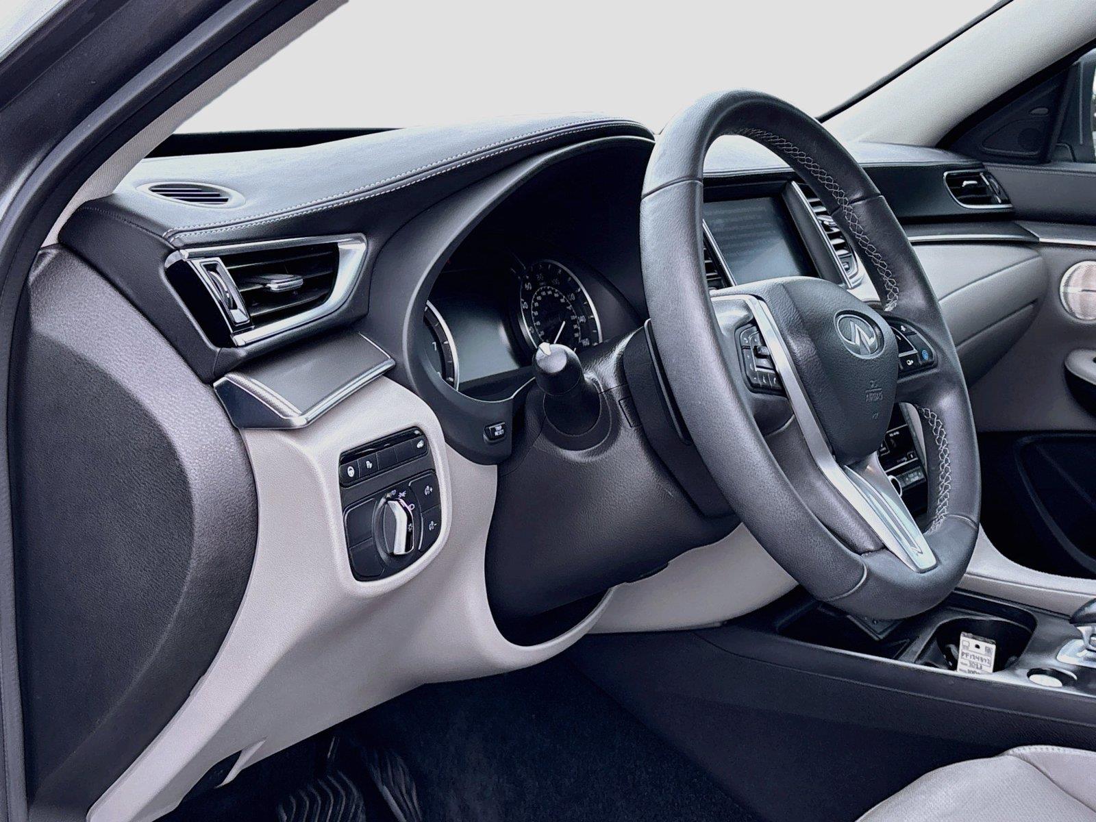 2023 INFINITI QX50 LUXE