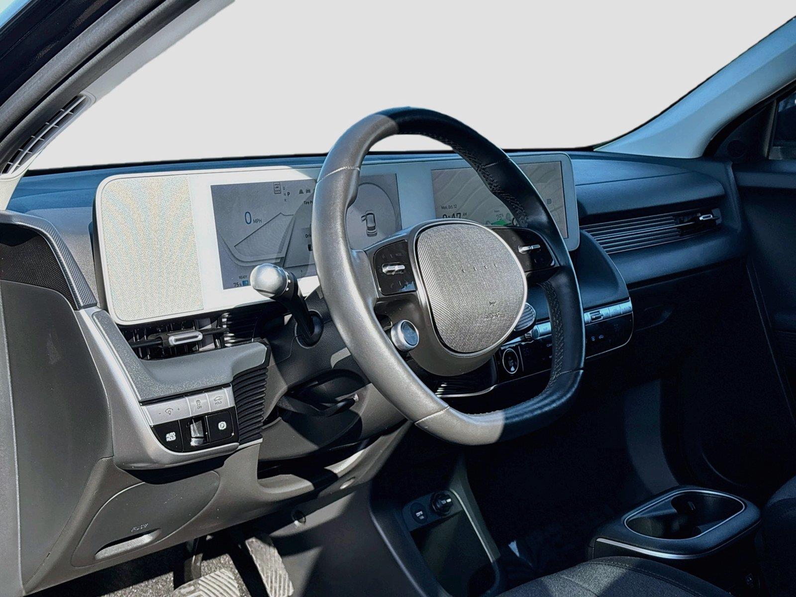 2024 Hyundai IONIQ 5 SEL