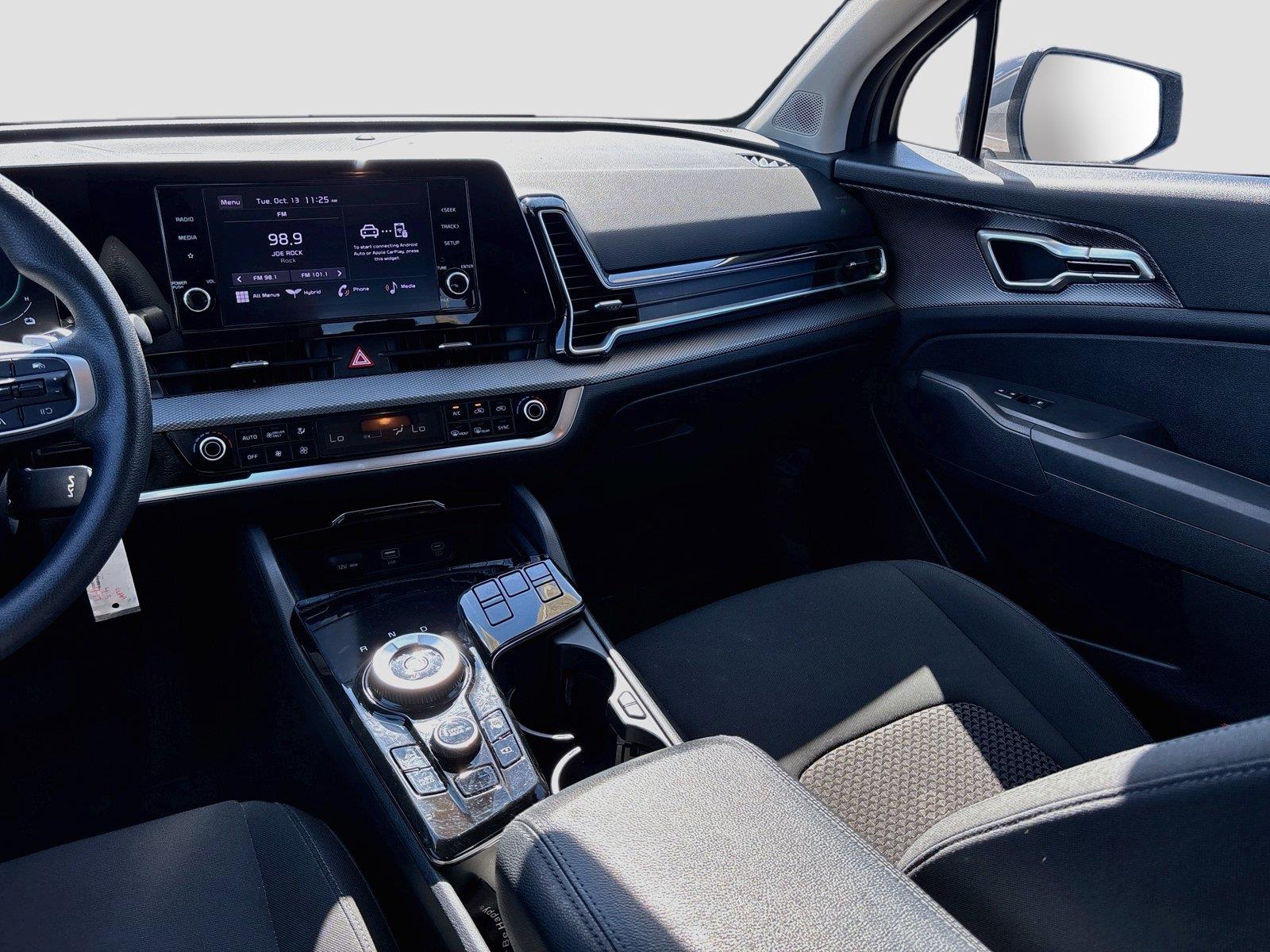 2023 Kia Sportage Hybrid LX